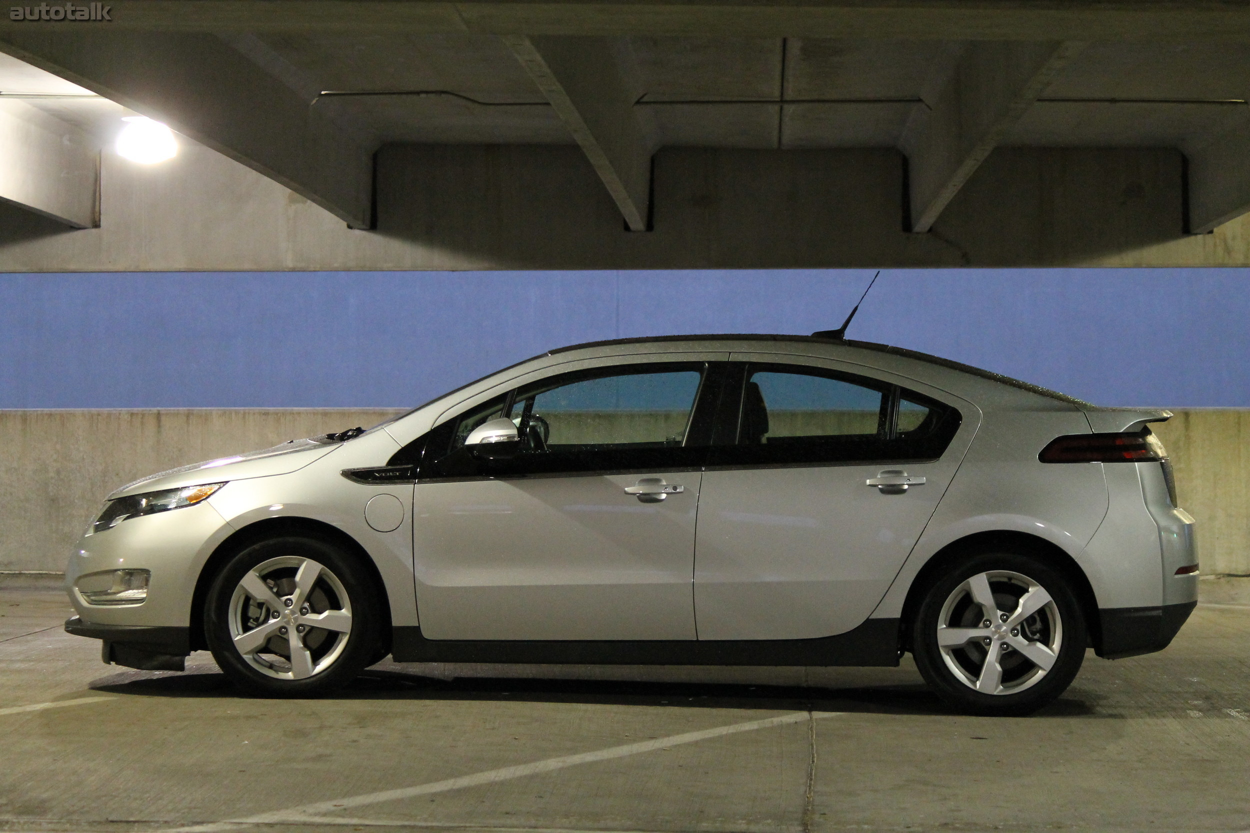 2012 Chevrolet Volt Review