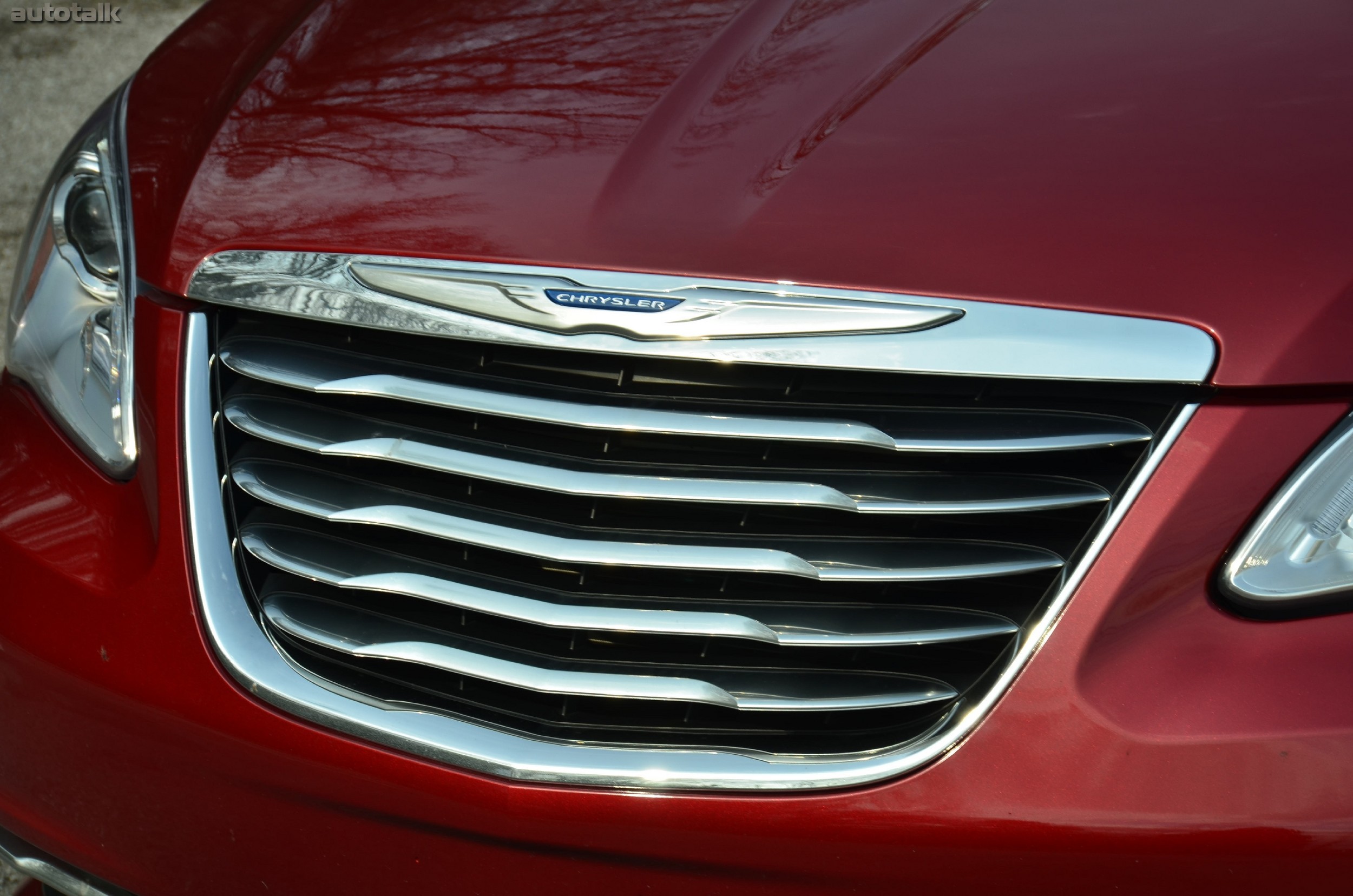 2012 Chrysler 200 Review