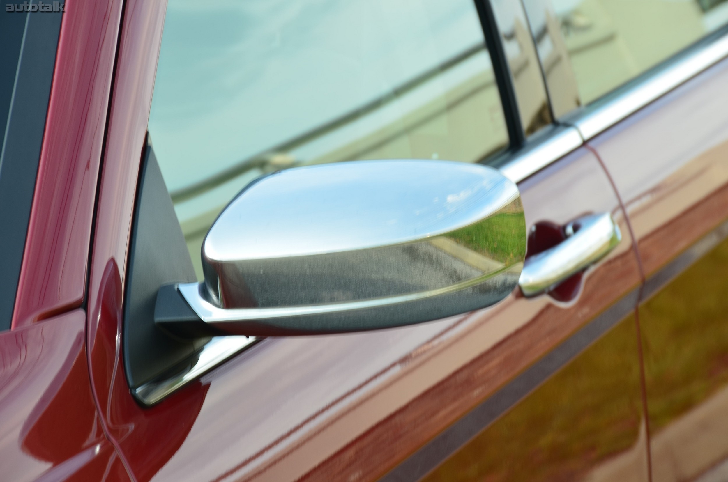 2012 Chrysler 200 Review