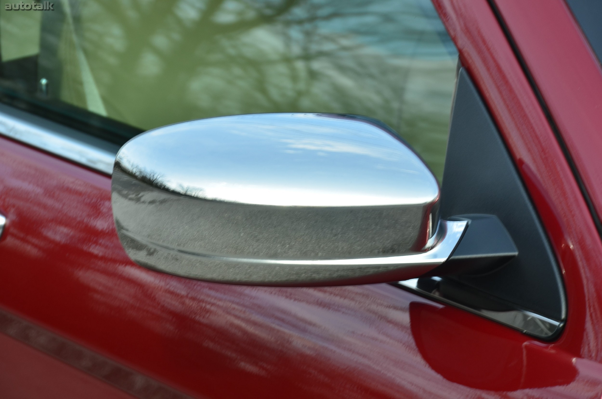 2012 Chrysler 200 Review