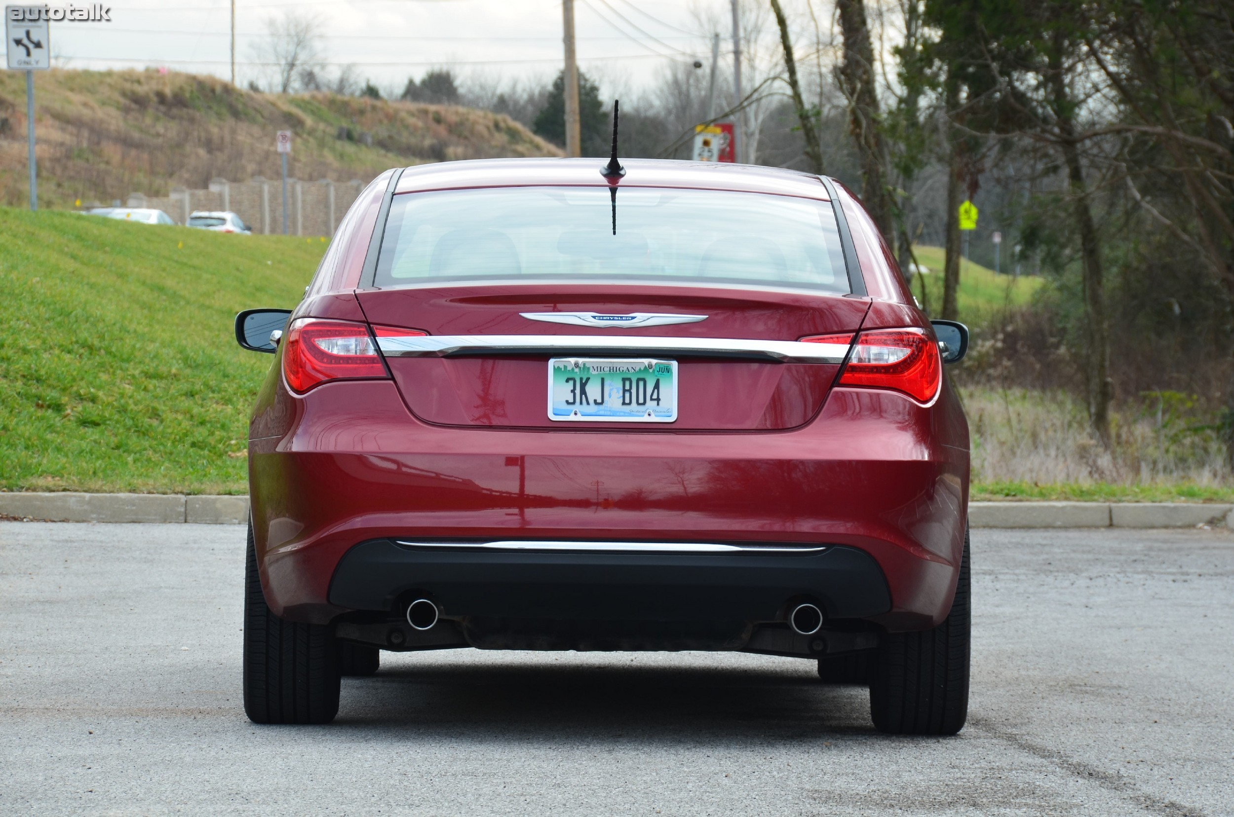 2012 Chrysler 200 Review