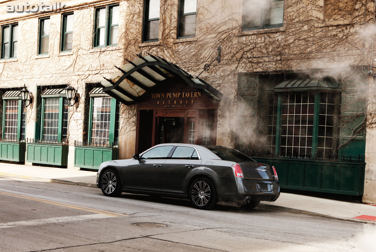 2012 Chrysler 300S