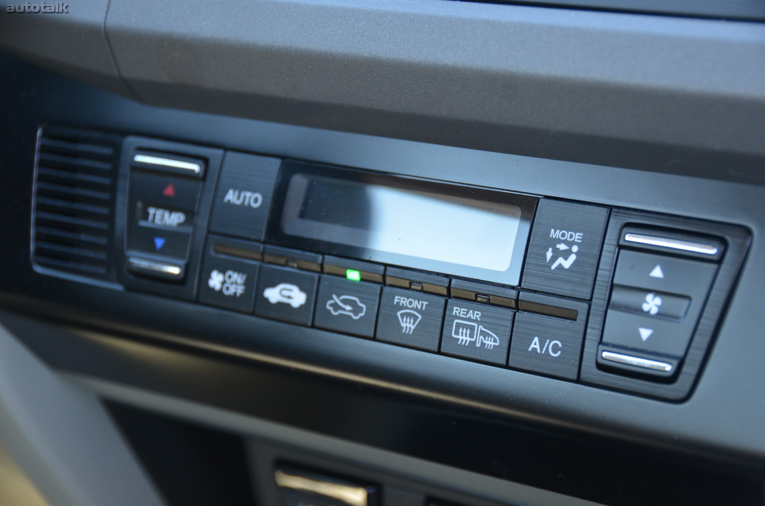 2012 Honda Civic Sedan Hybrid Review