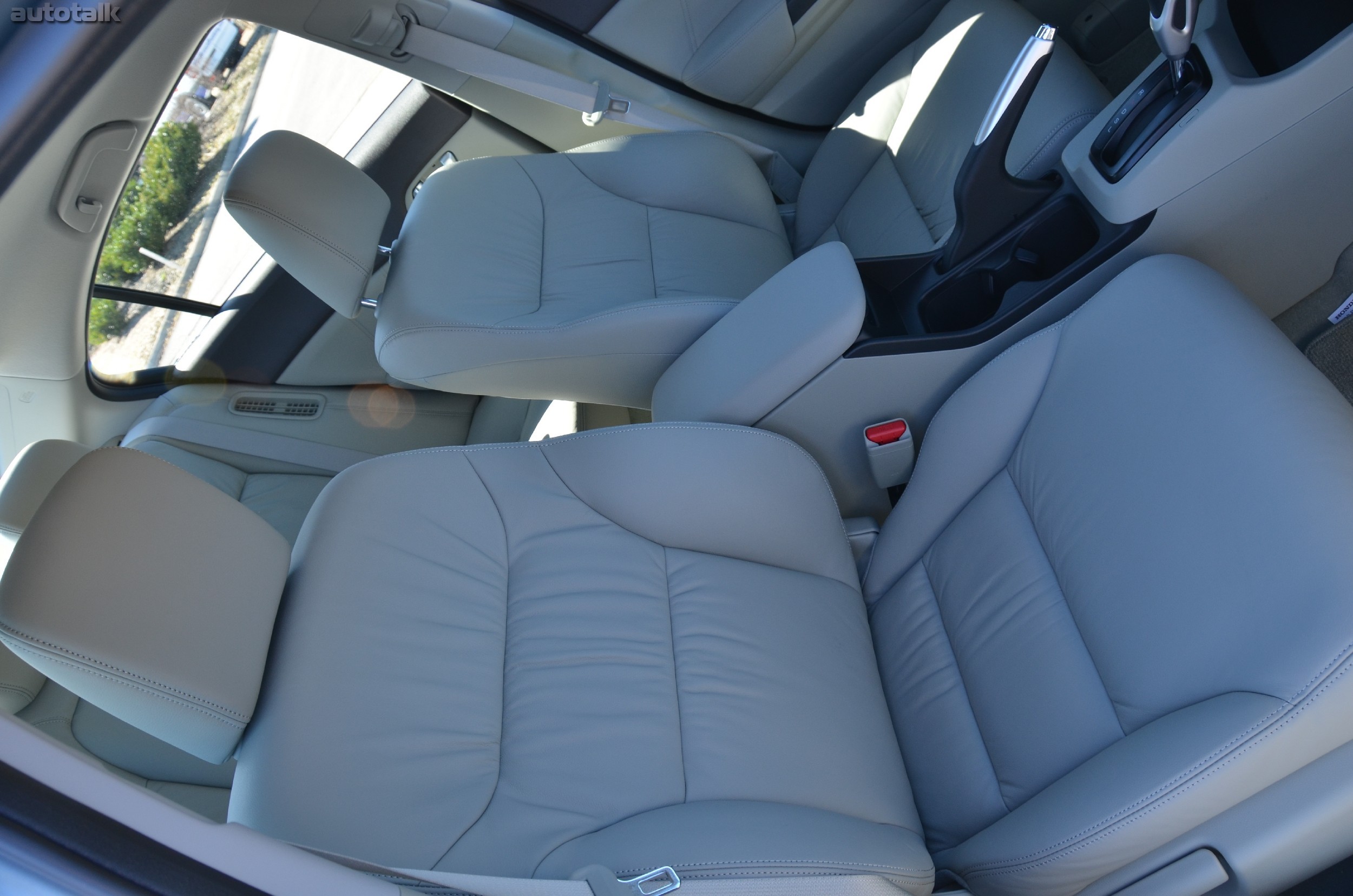 2012 Honda Civic Sedan Hybrid Review