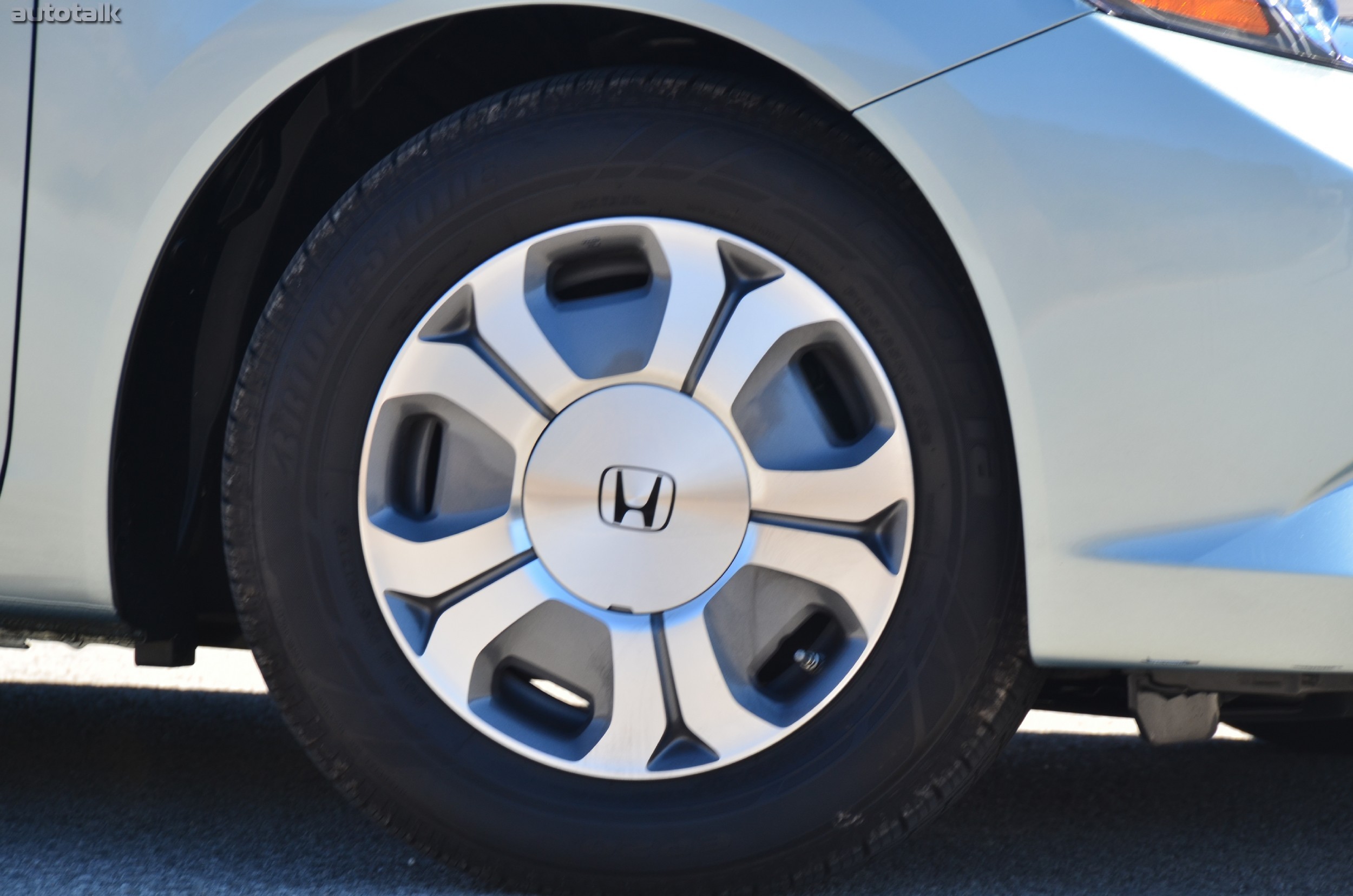 2012 Honda Civic Sedan Hybrid Review