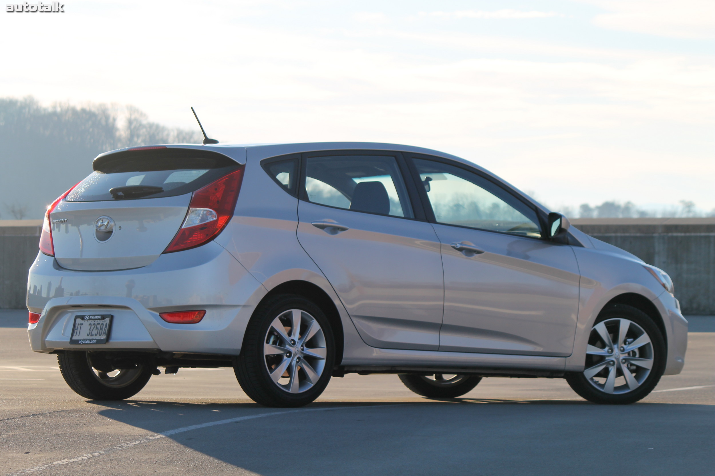 2012 Hyundai Accent Review