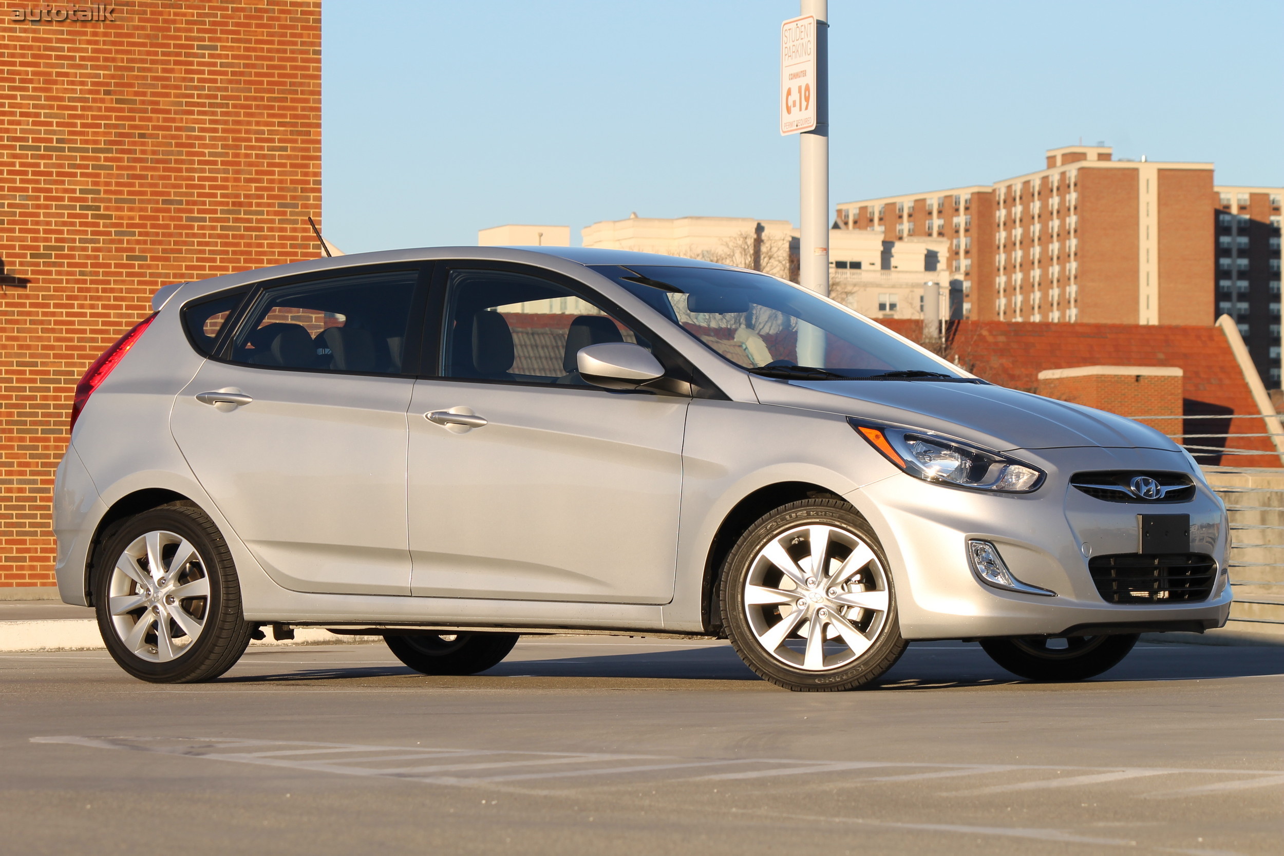 2012 Hyundai Accent Review