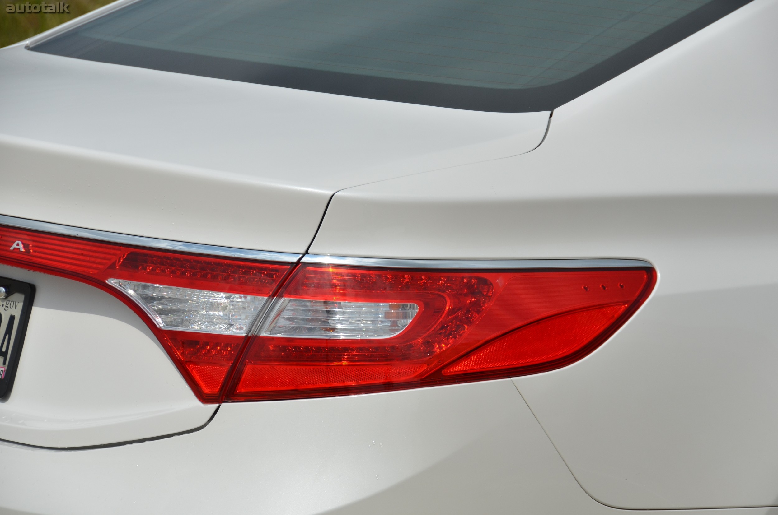 2012 Hyundai Azera Review