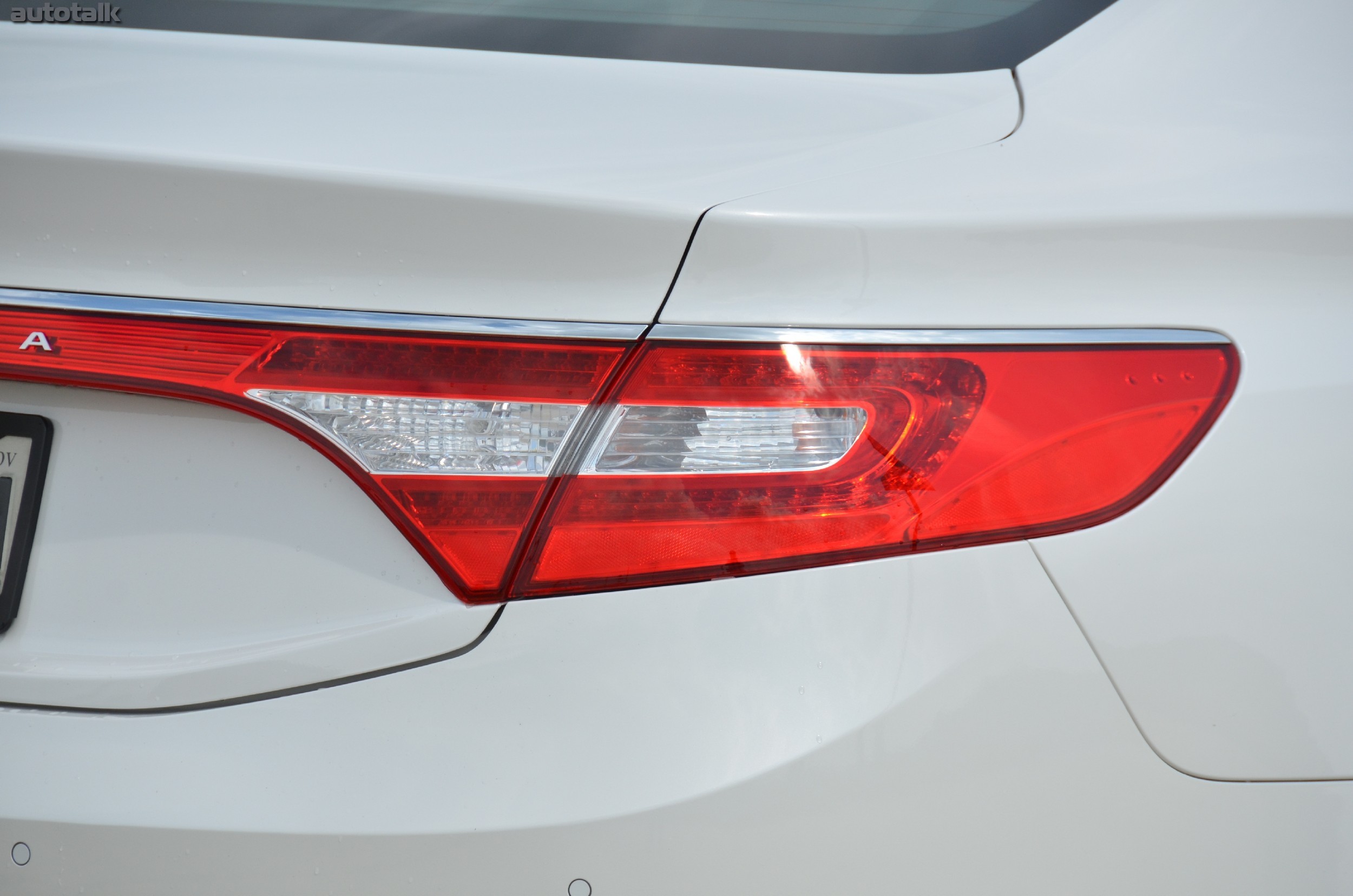 2012 Hyundai Azera Review