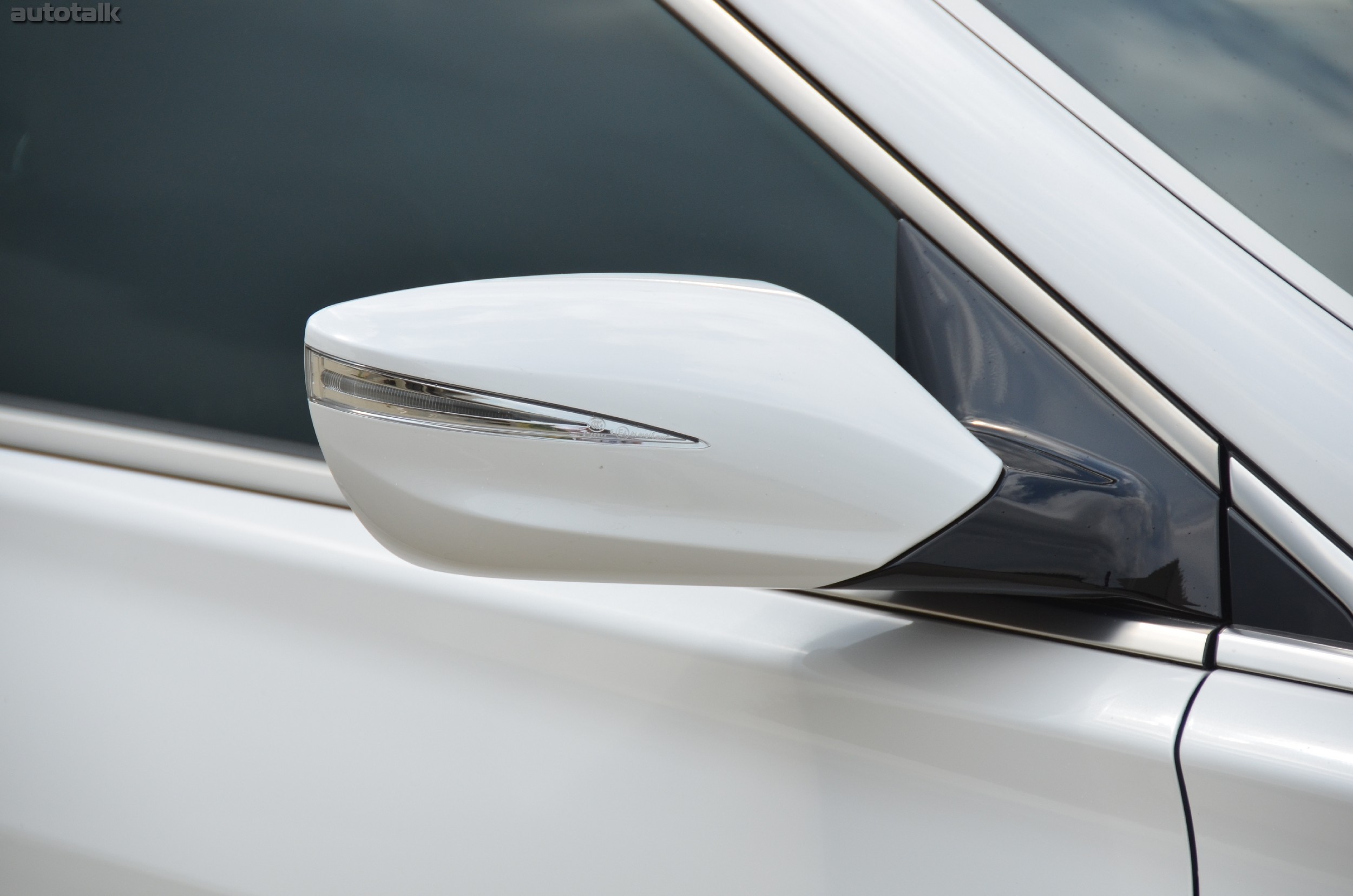 2012 Hyundai Azera Review