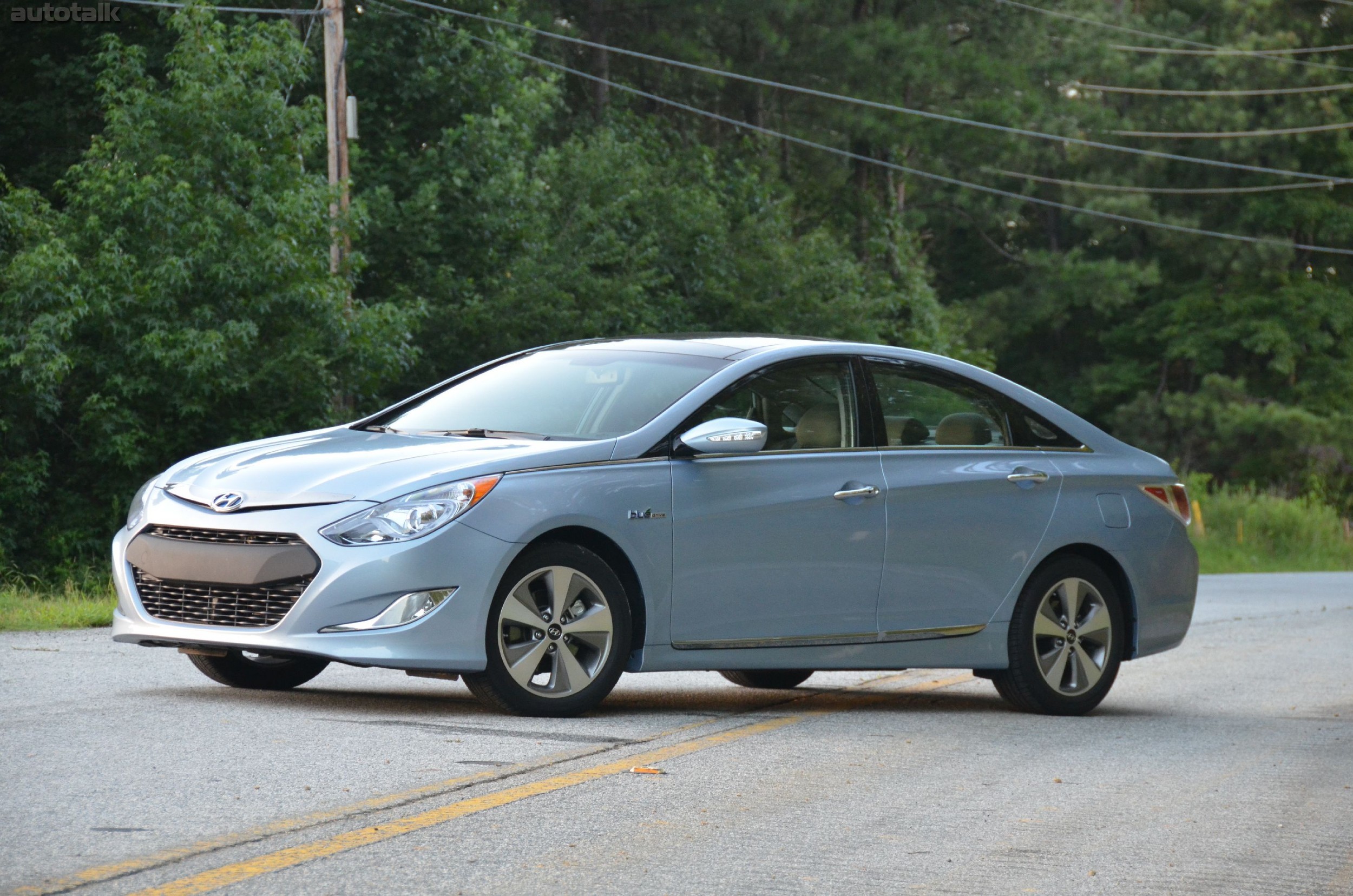 2012 Hyundai Sonata Hybrid Review