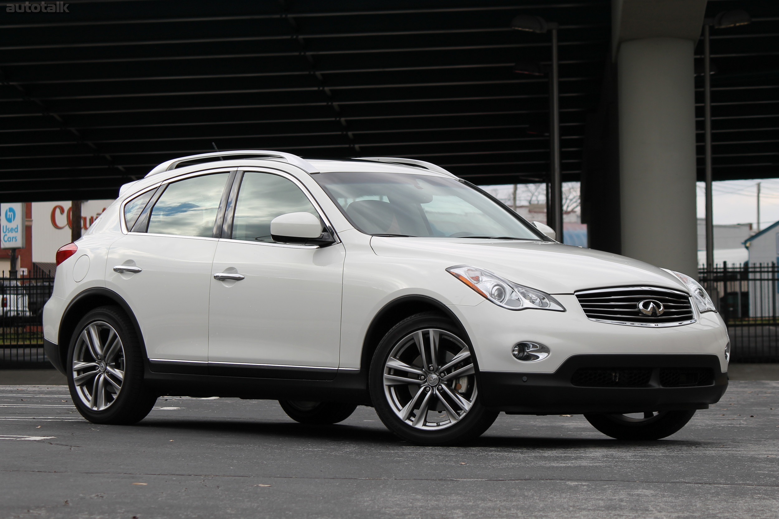 2012 Infiniti EX35 Review