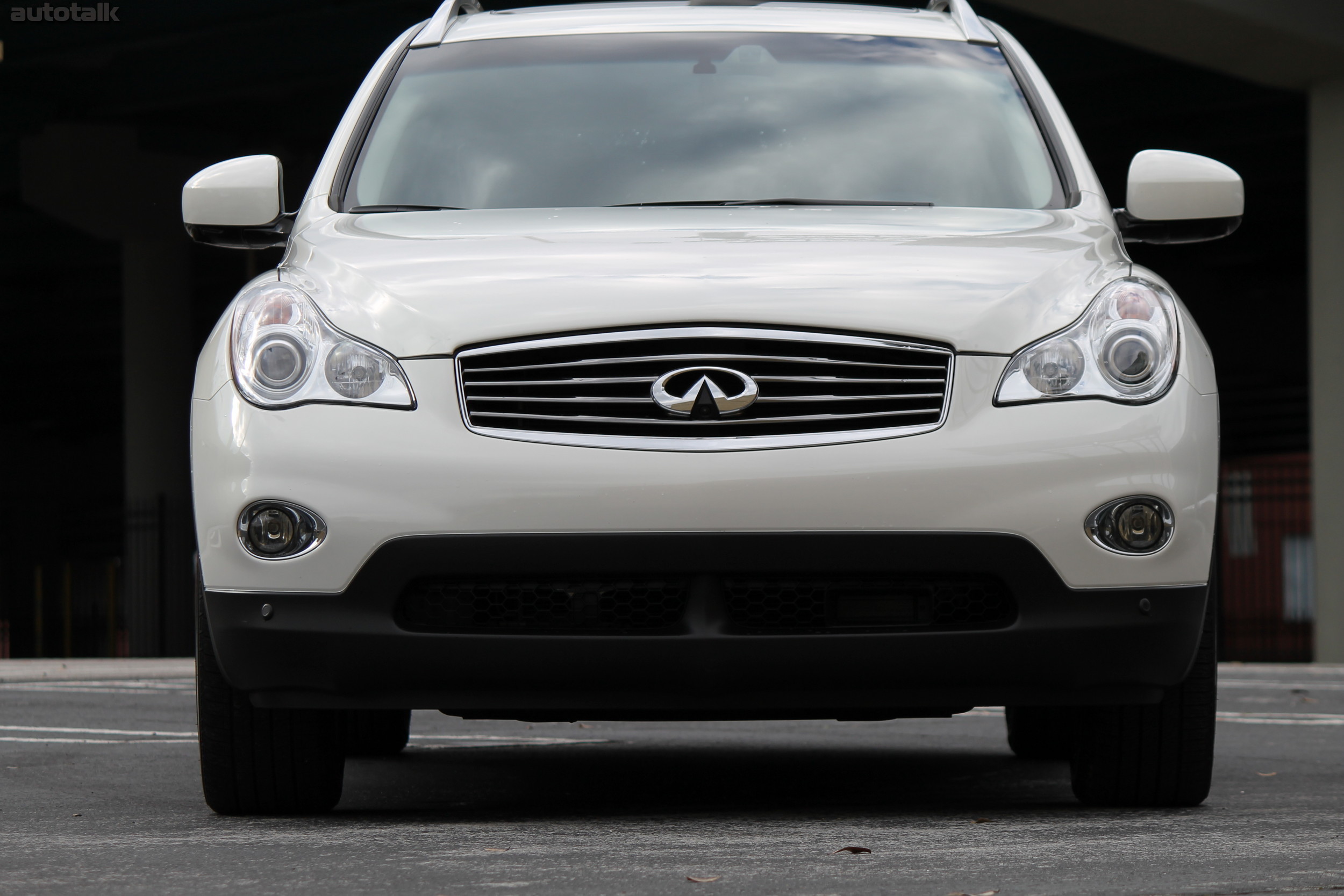2012 Infiniti EX35 Review