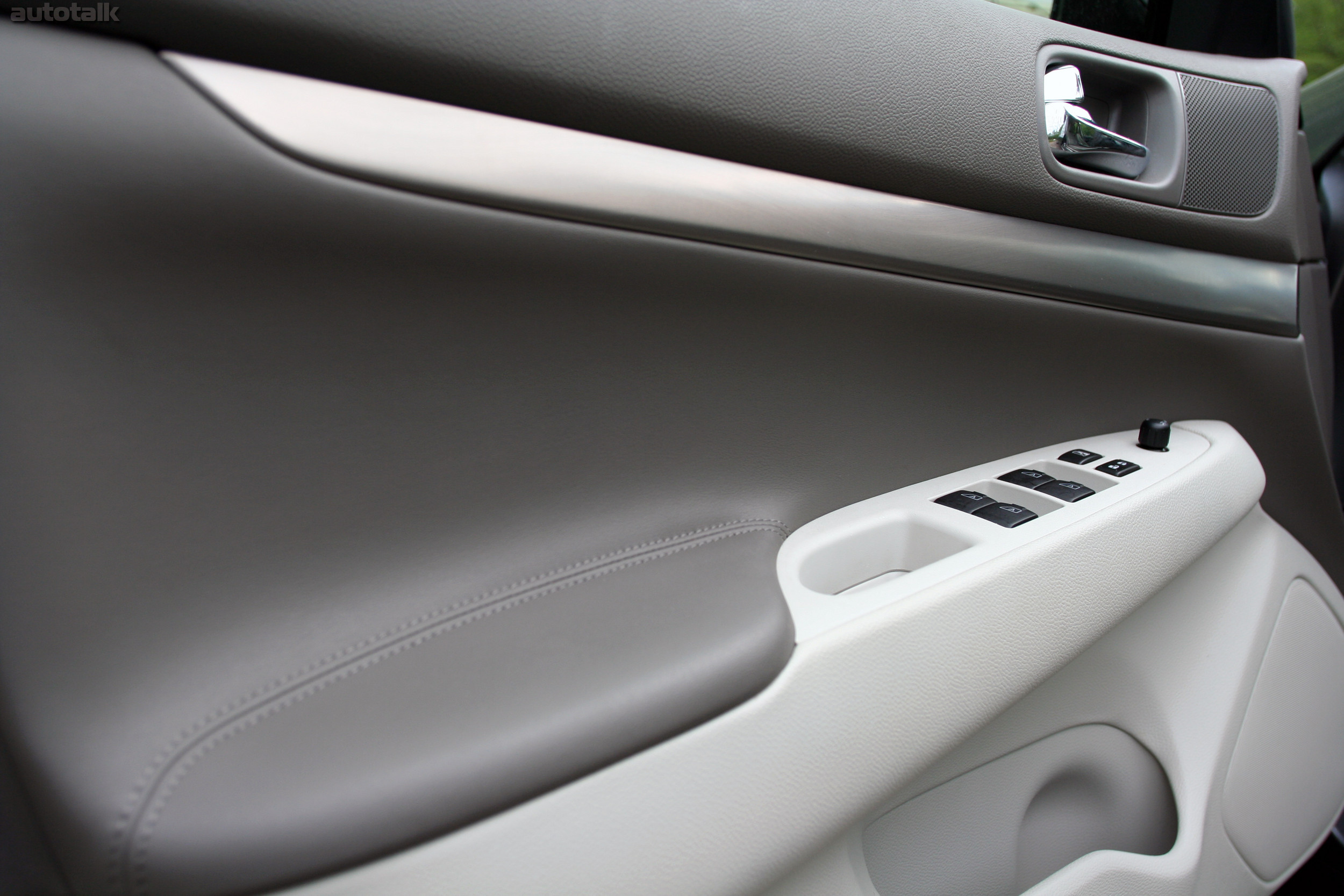 2012 Infiniti G25 Review