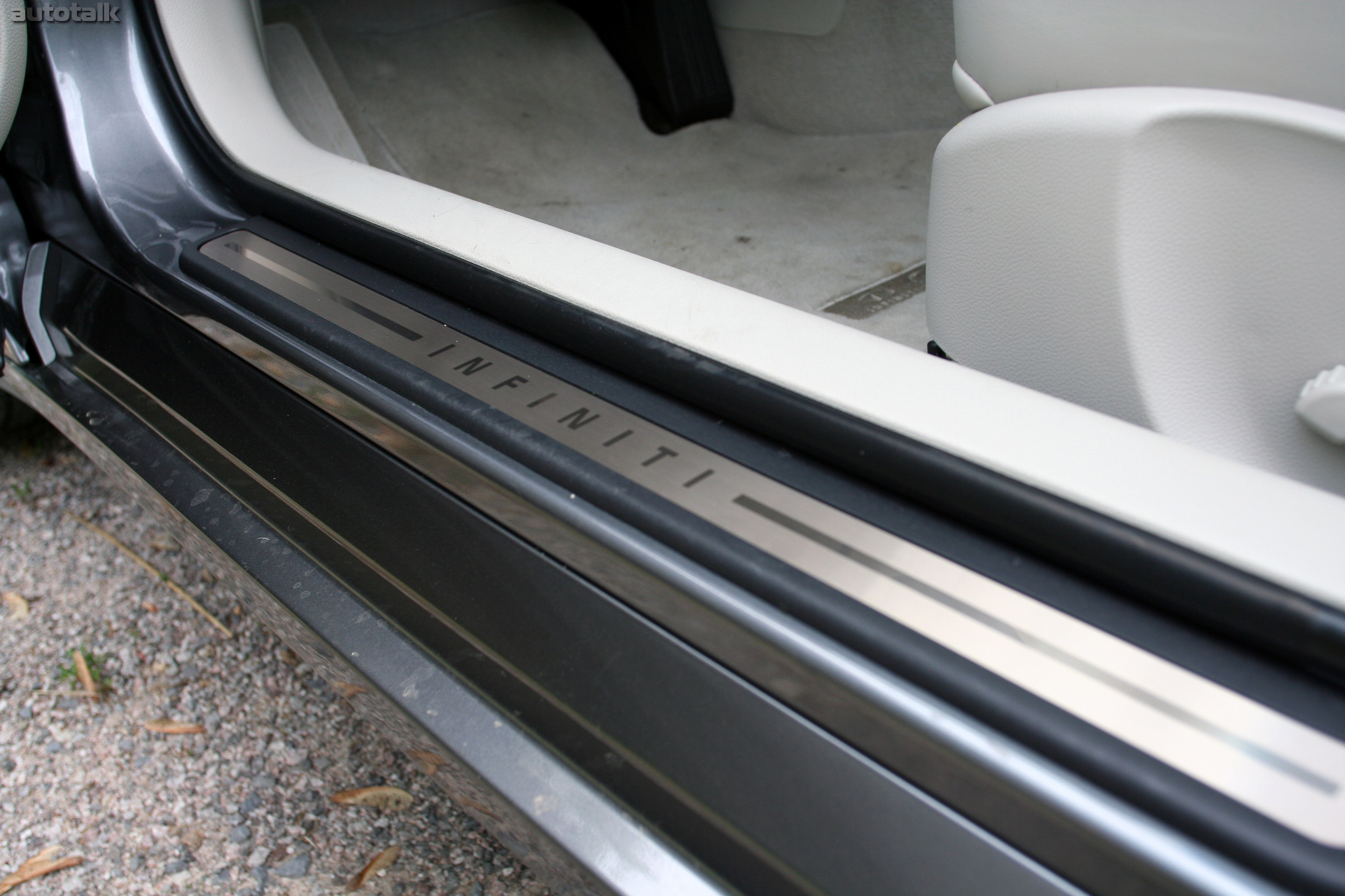 2012 Infiniti G25 Review