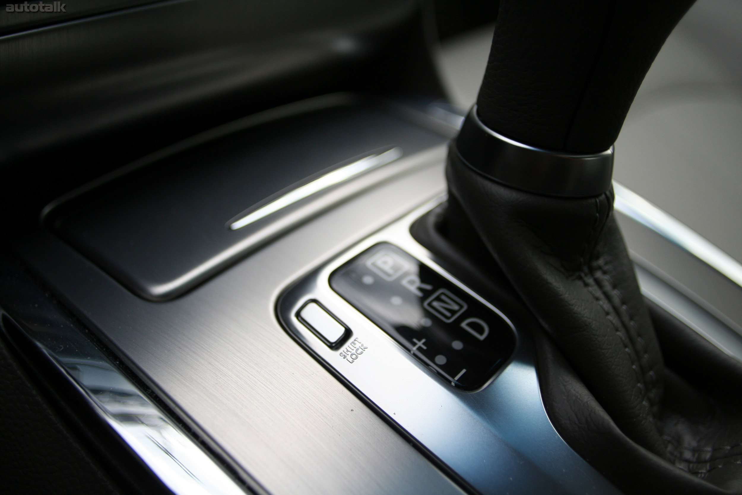 2012 Infiniti G25 Review