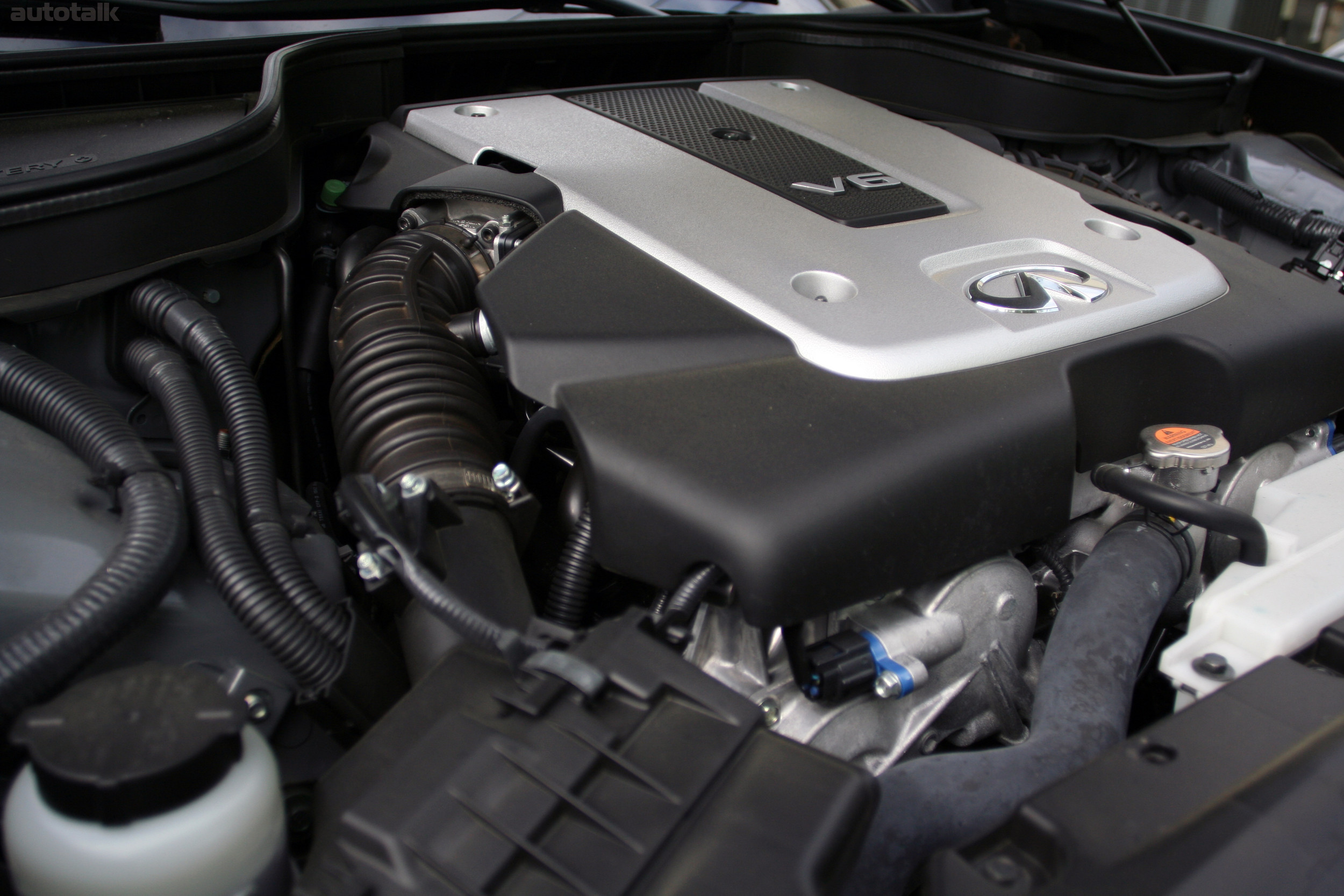 2012 Infiniti G25 Review