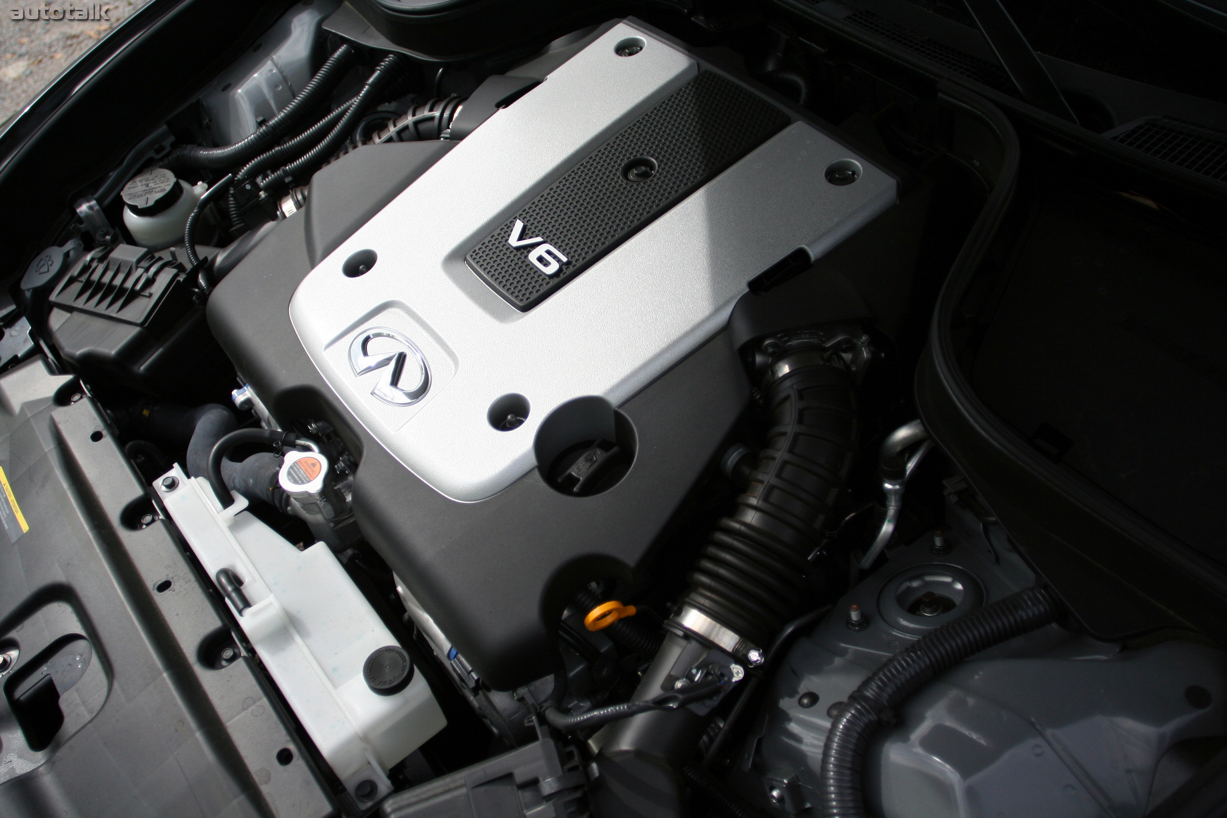 2012 Infiniti G25 Review