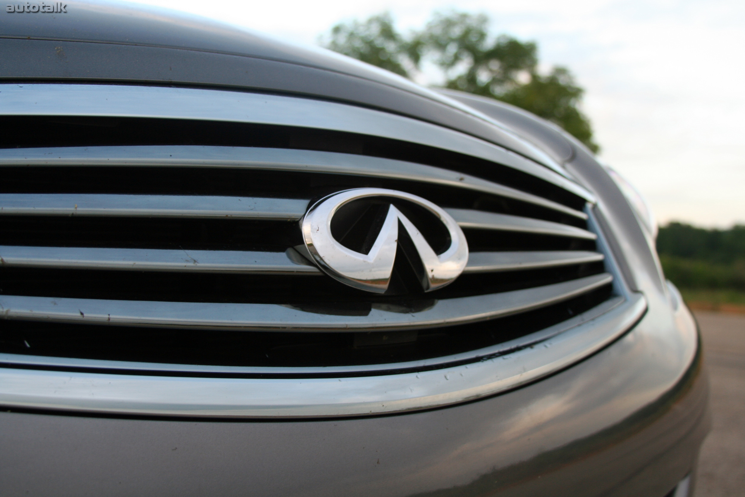 2012 Infiniti G25 Review