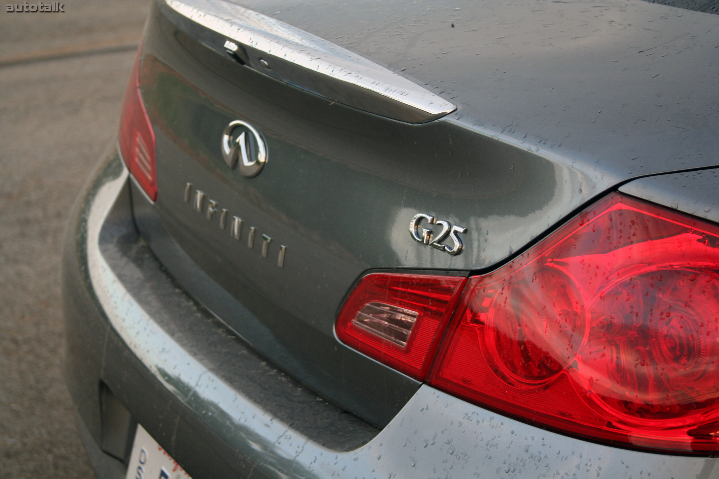 2012 Infiniti G25 Review