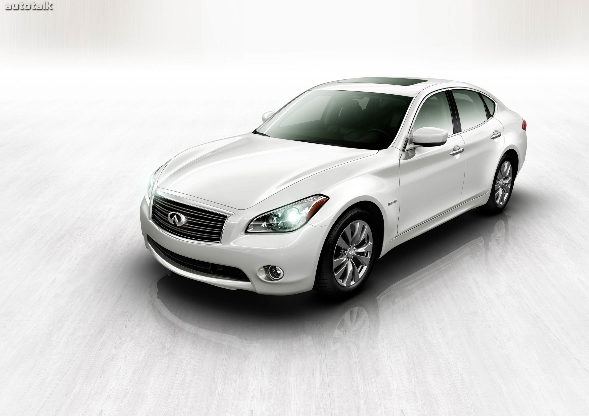 2012 Infiniti M Hybrid