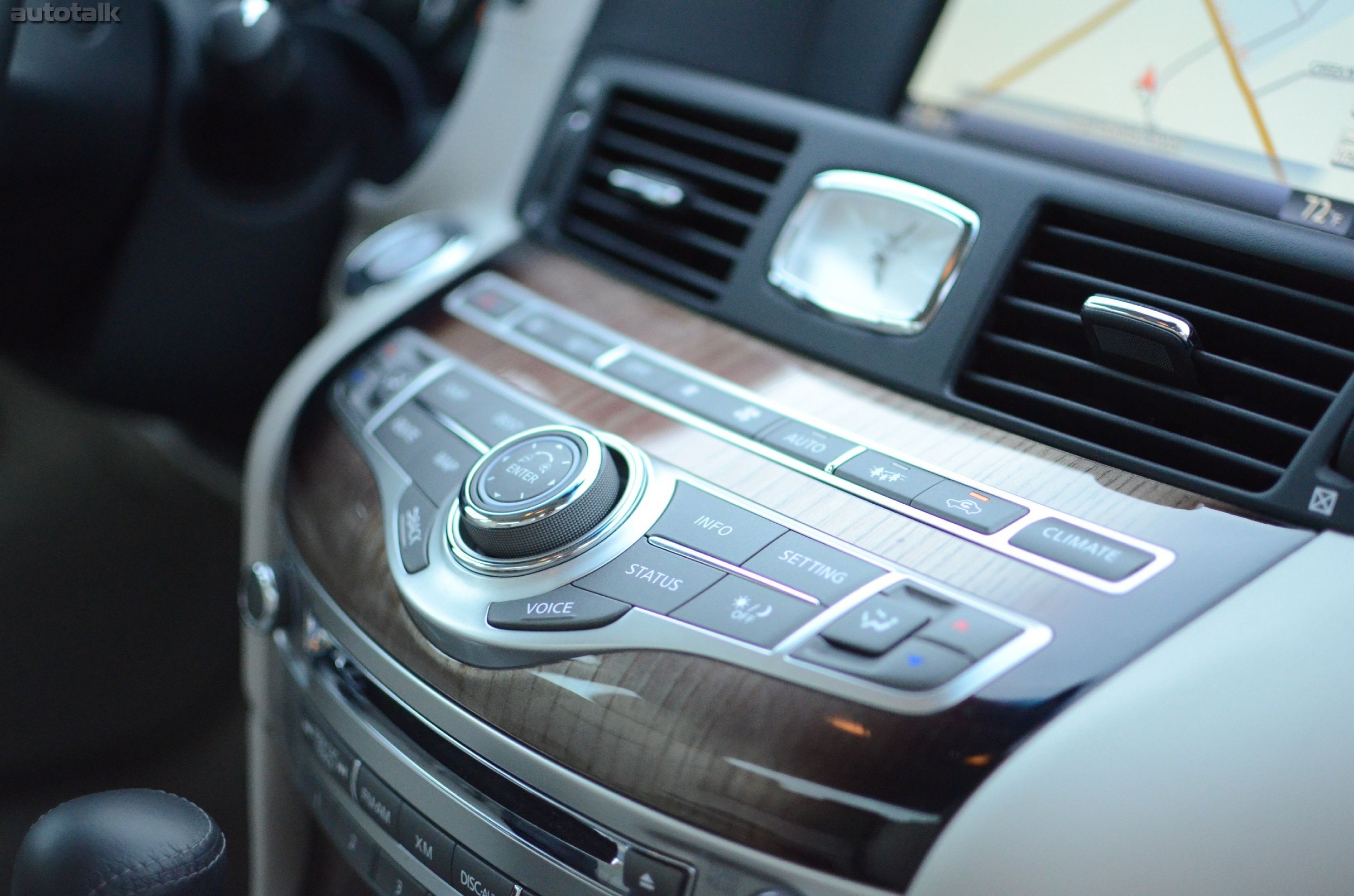 2012 Infiniti M37 Review