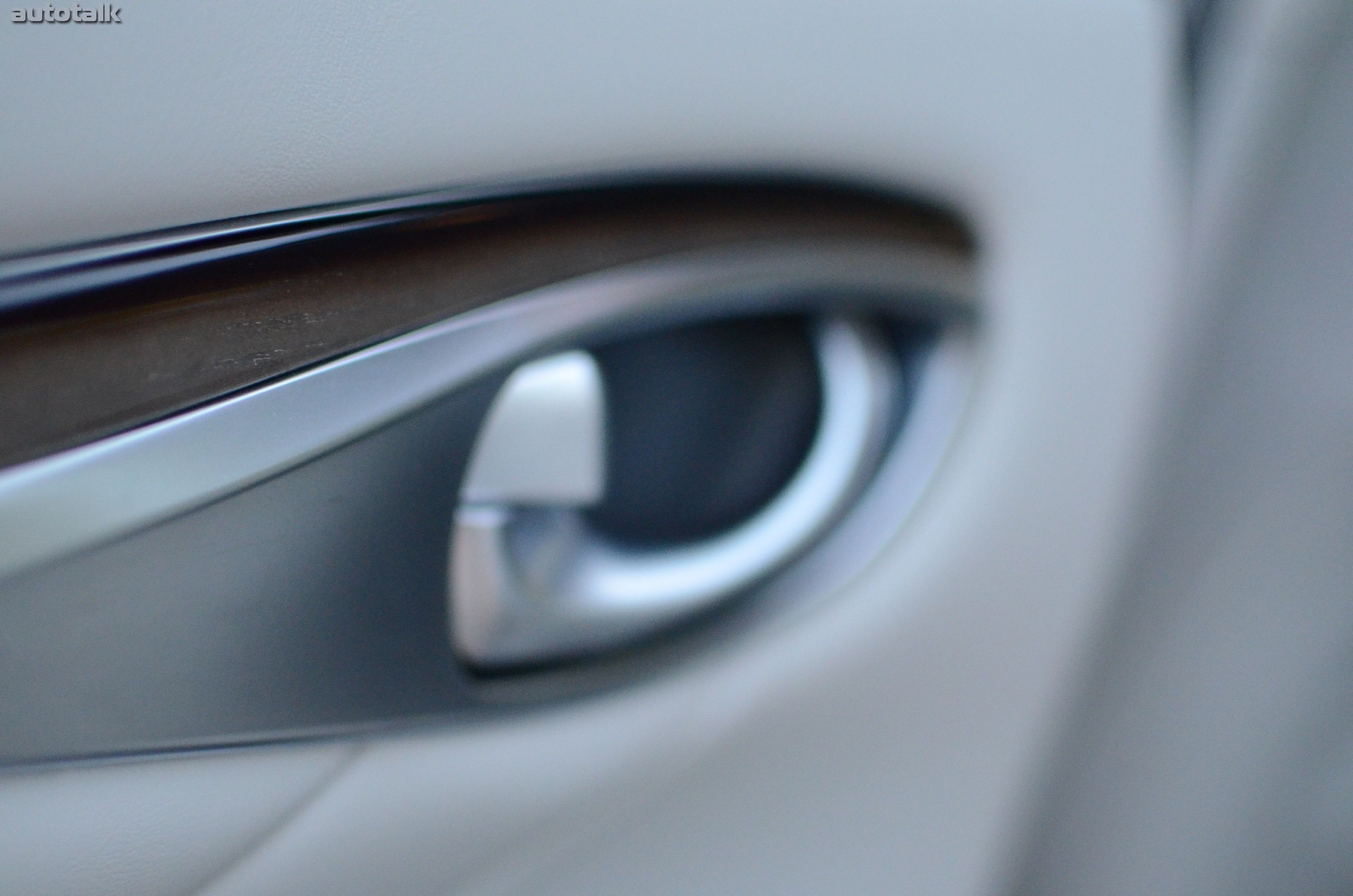 2012 Infiniti M37 Review