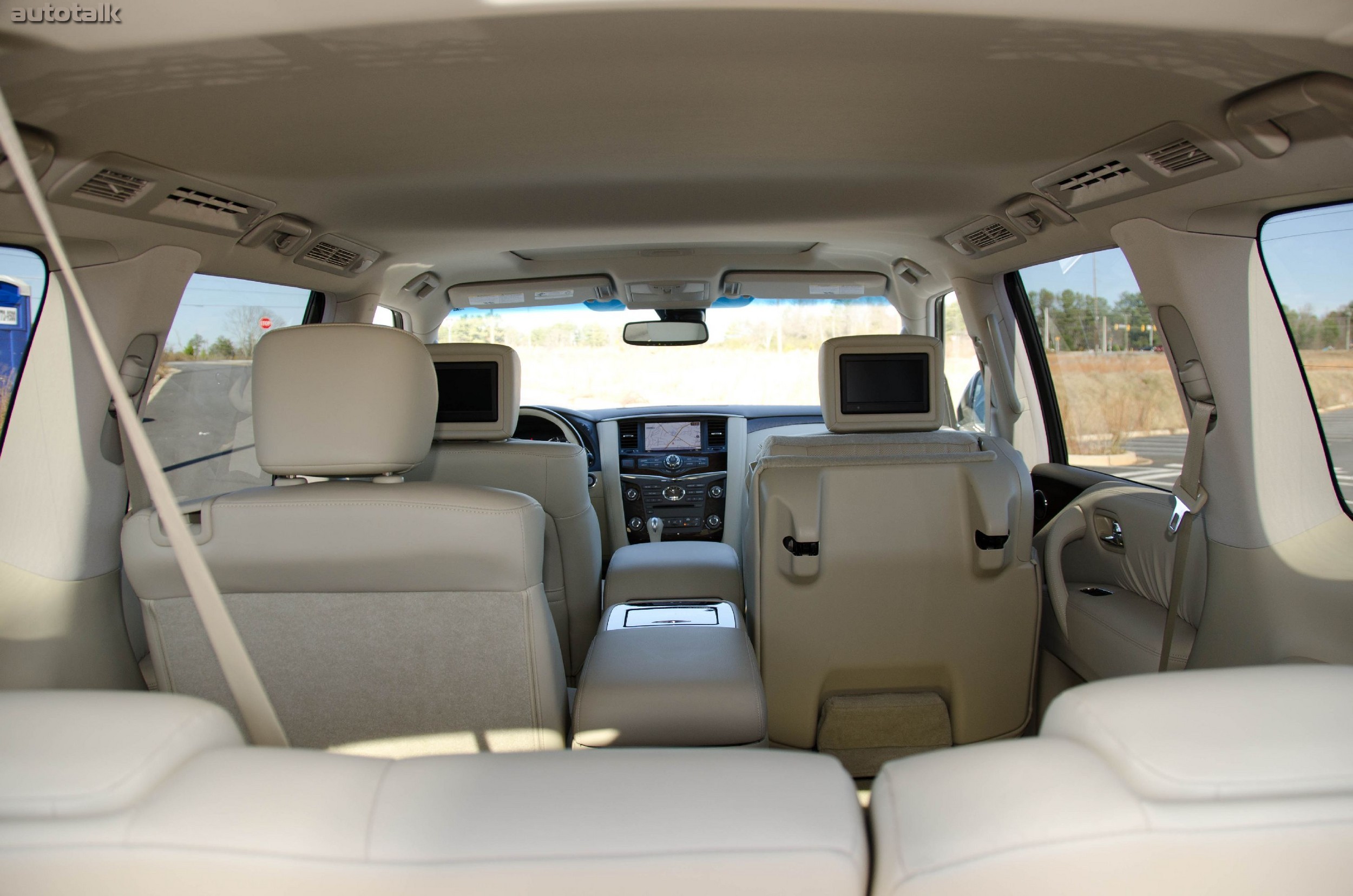 2012 Infiniti QX Review