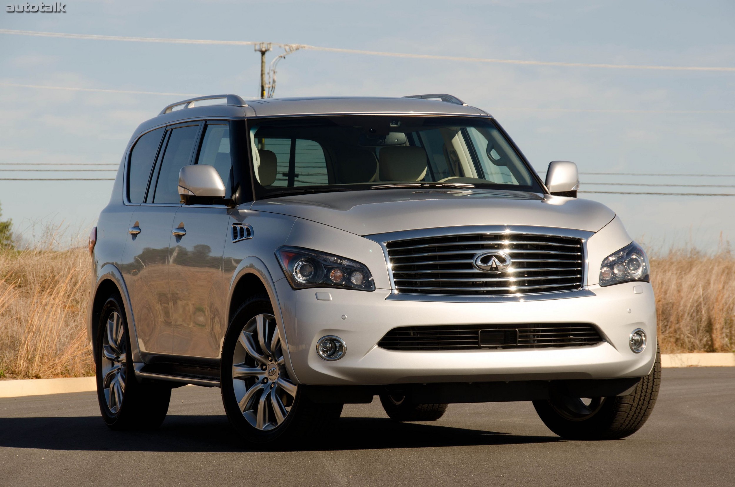 2012 Infiniti QX Review