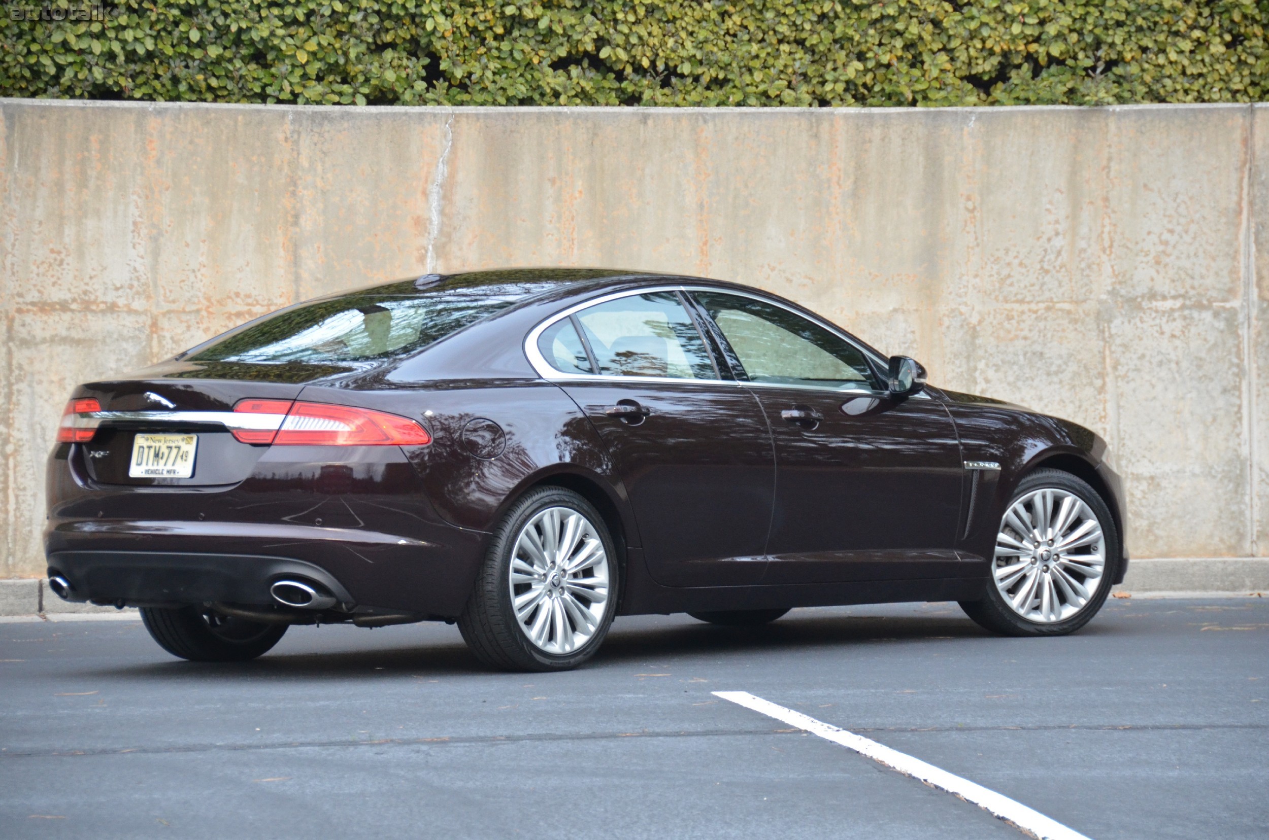 2012 Jaguar XF Review