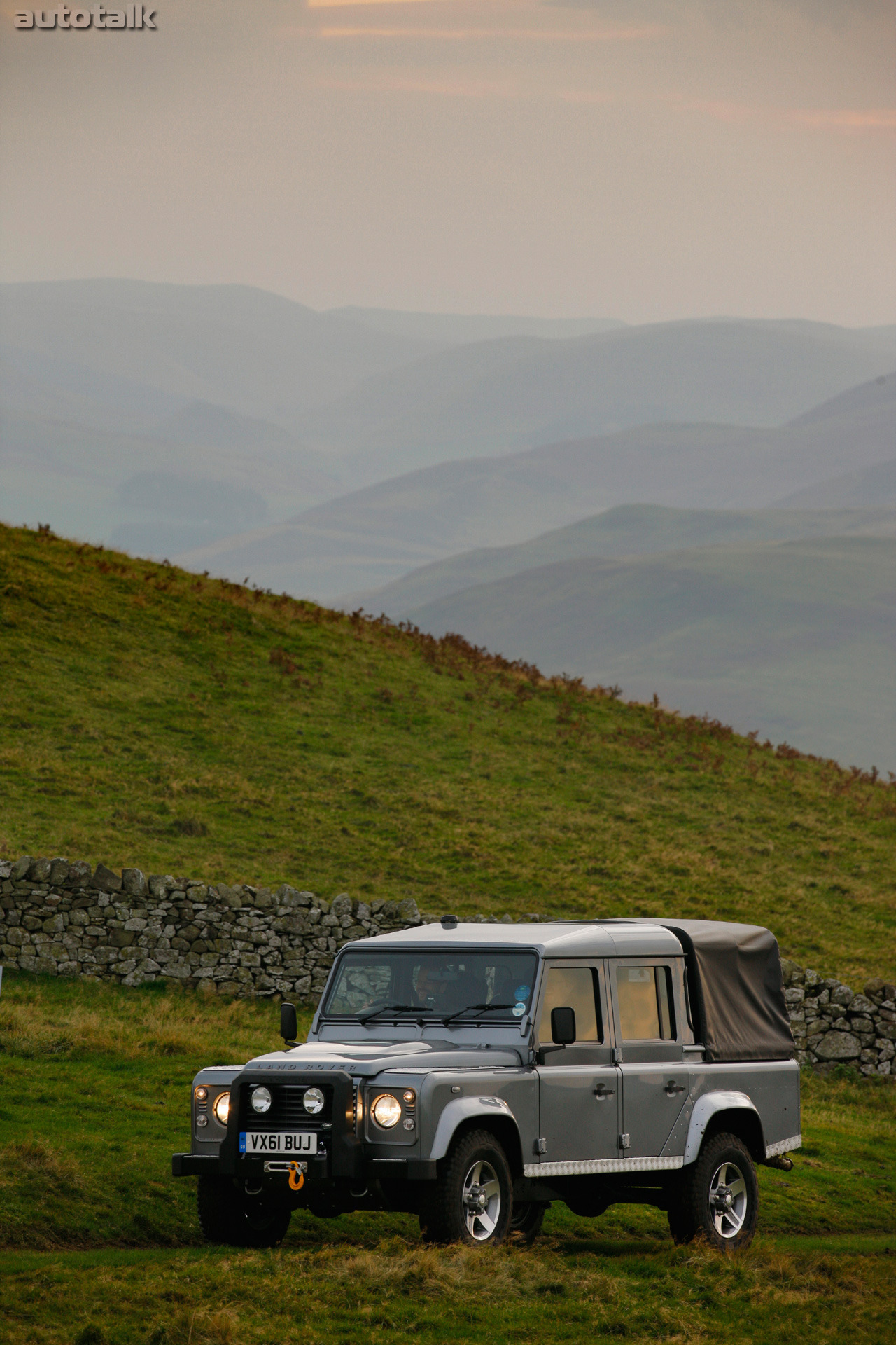 2012 Land Rover Defender 110 Double Cab Pickup