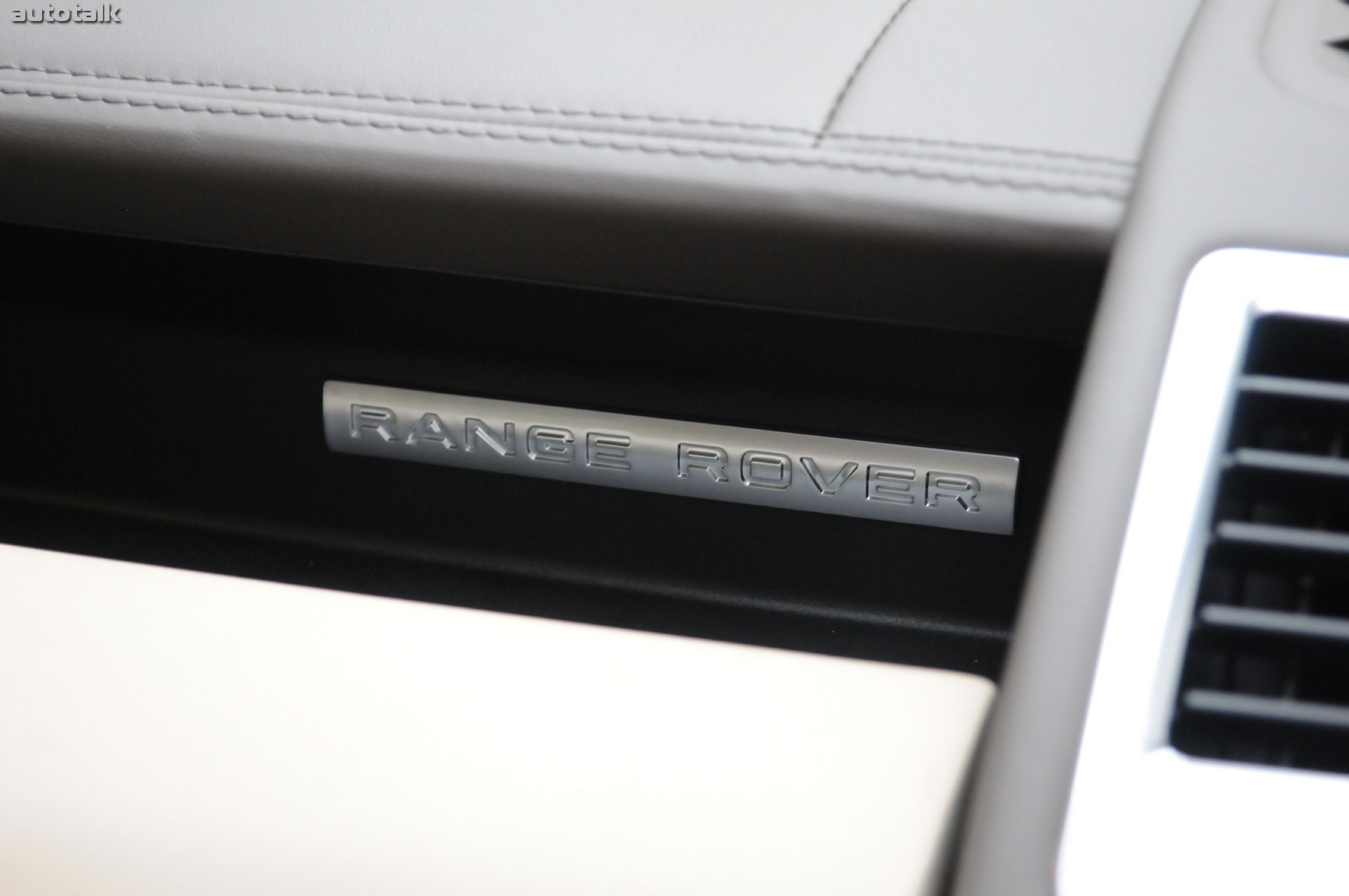 2012 Land Rover Range Rover Sport Review