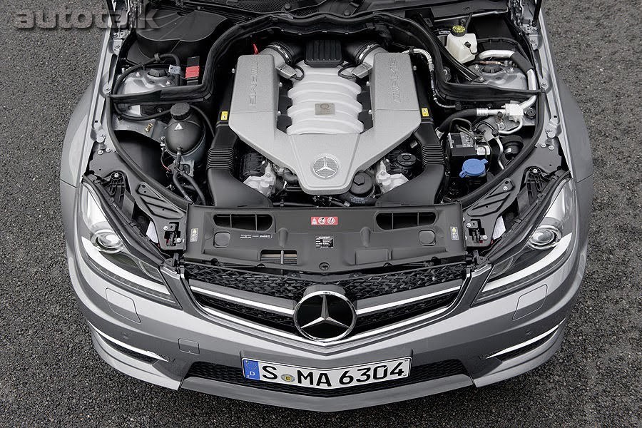 2012 Mercedes-Benz C63 AMG
