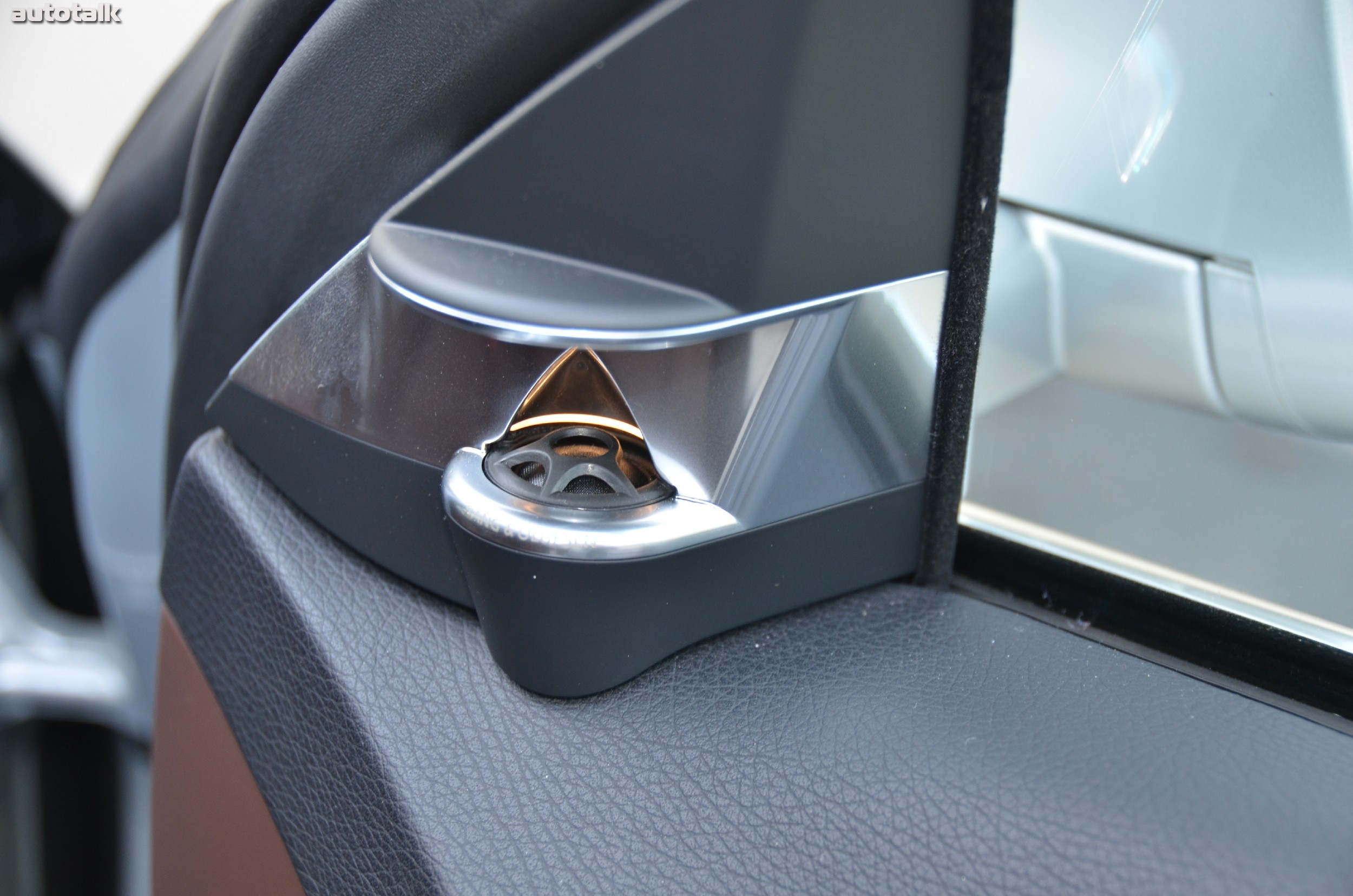 2012 Mercedes-Benz S550 Review