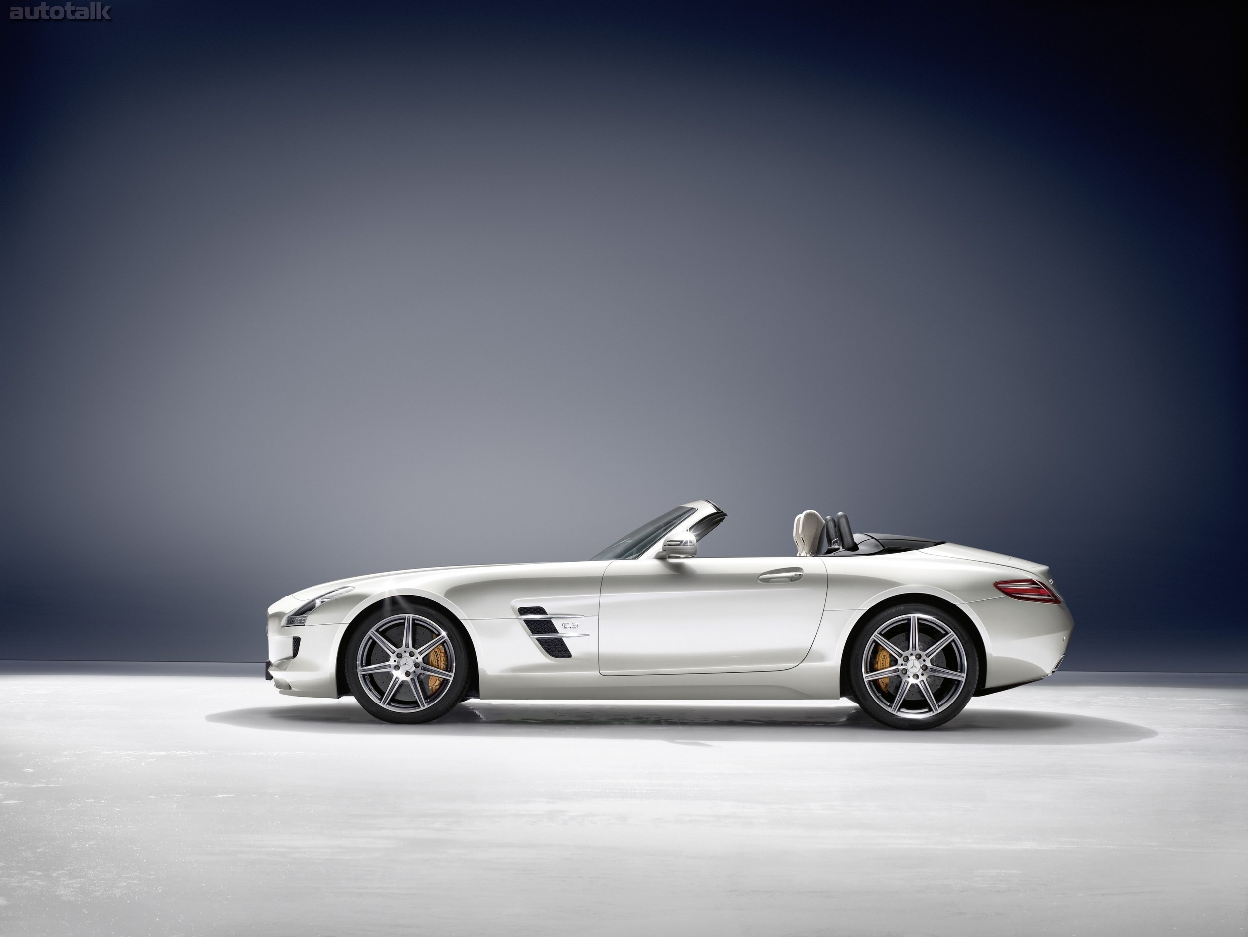 2012 Mercedes-Benz SLS AMG Roadster