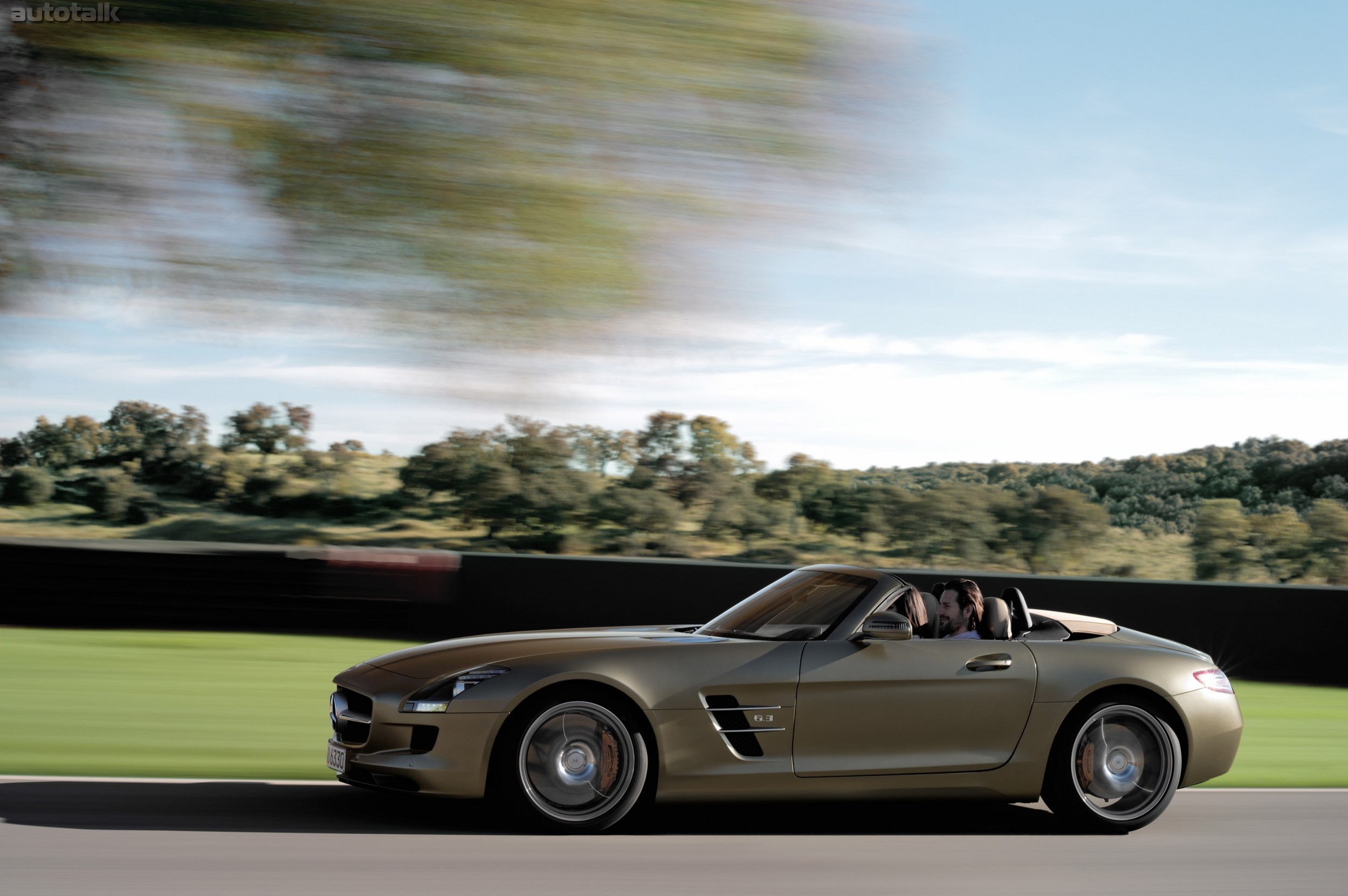 2012 Mercedes-Benz SLS AMG Roadster