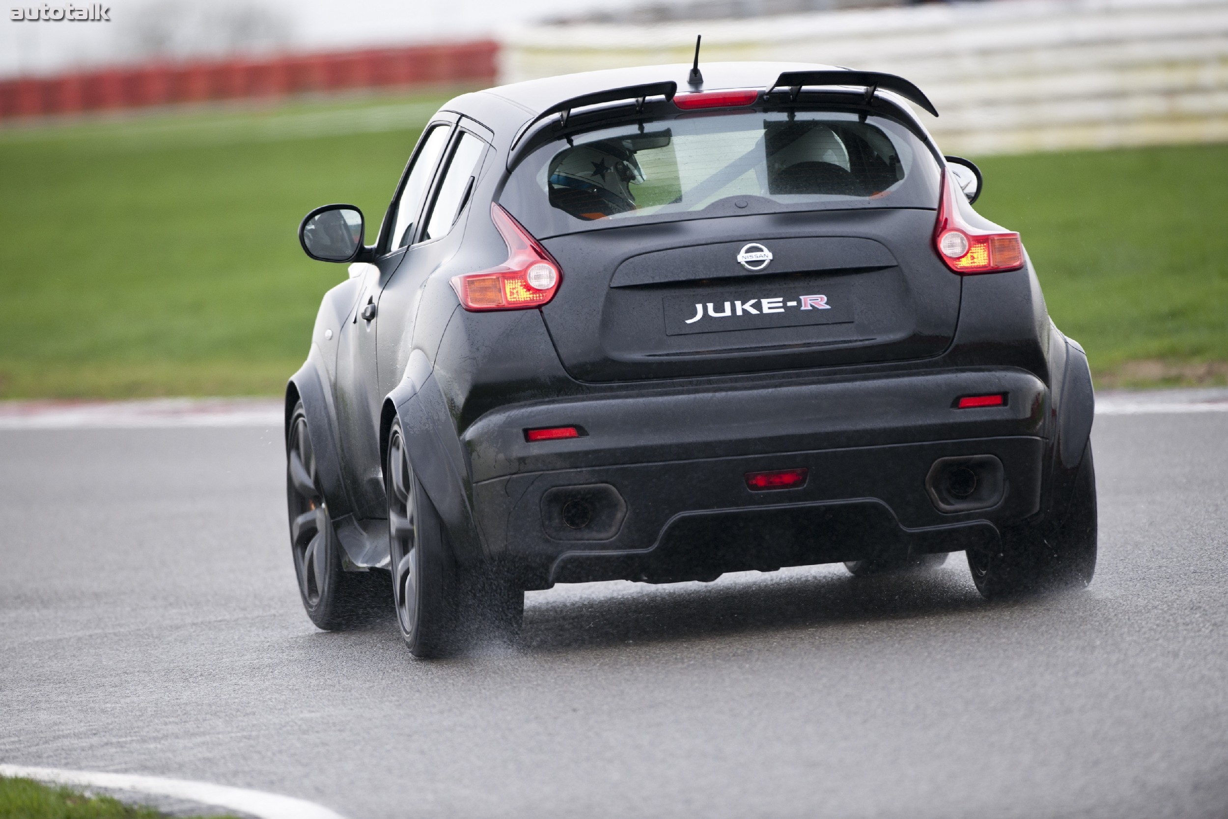 2012 Nissan JUKE-R
