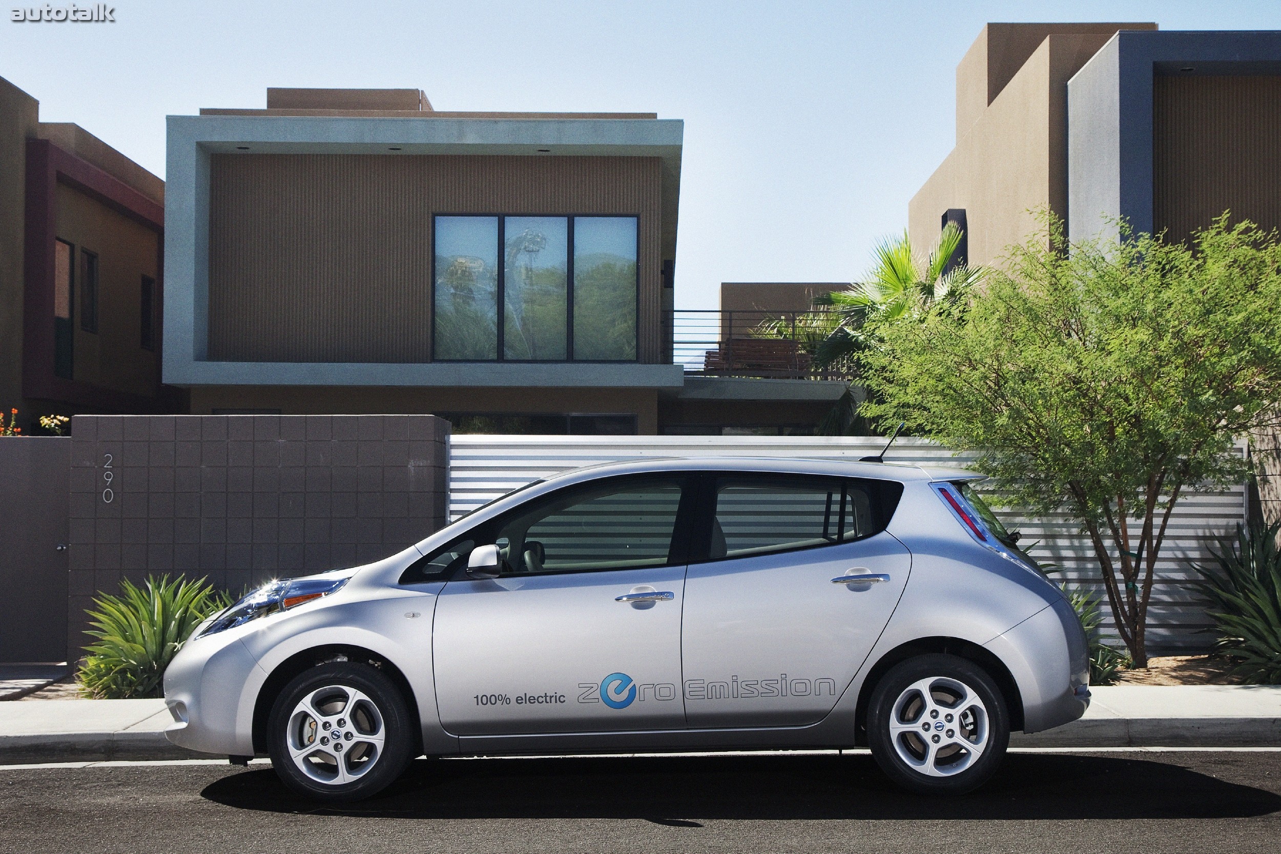 2012 Nissan LEAF