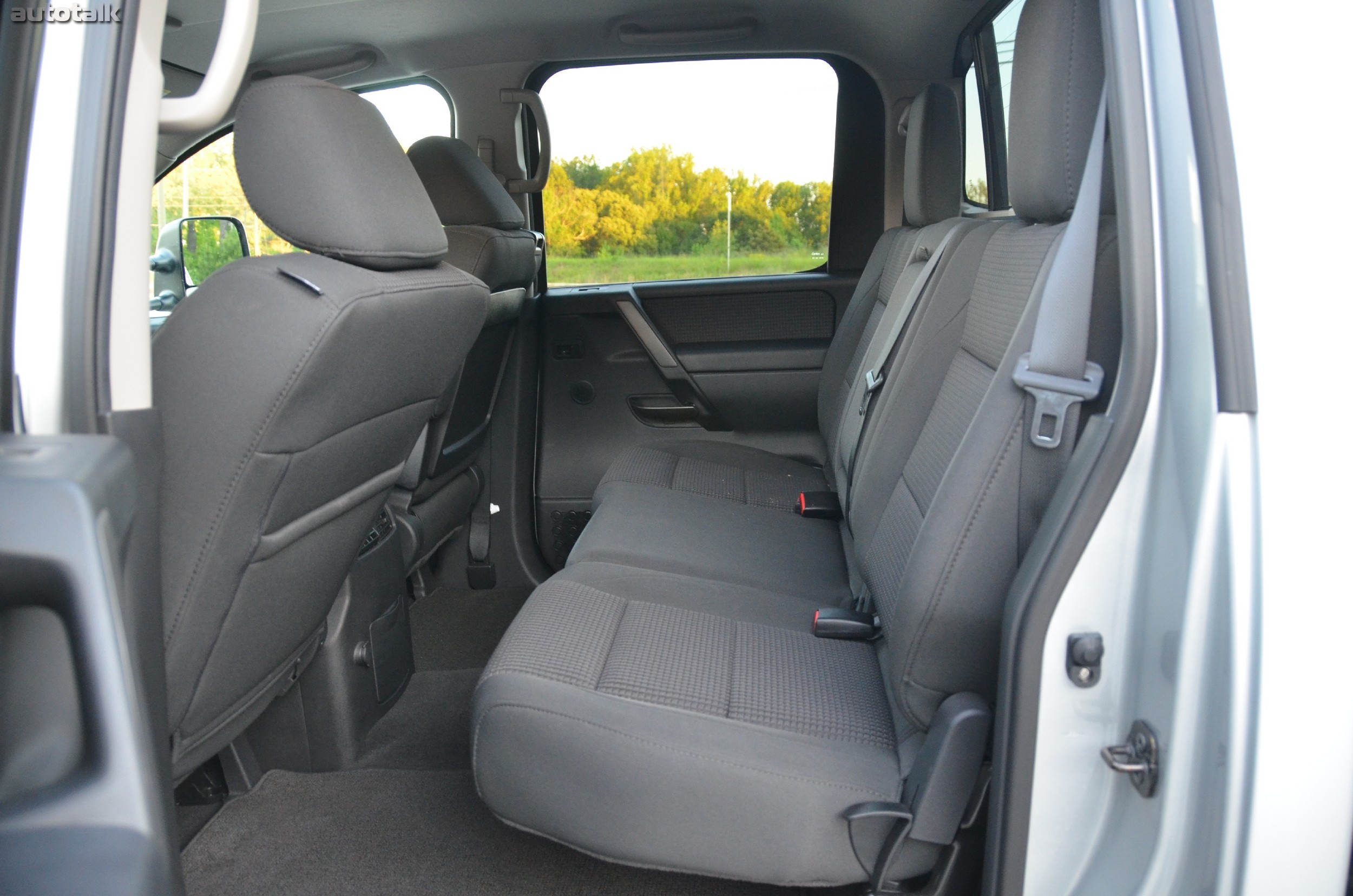 2012 Nissan Titan Review