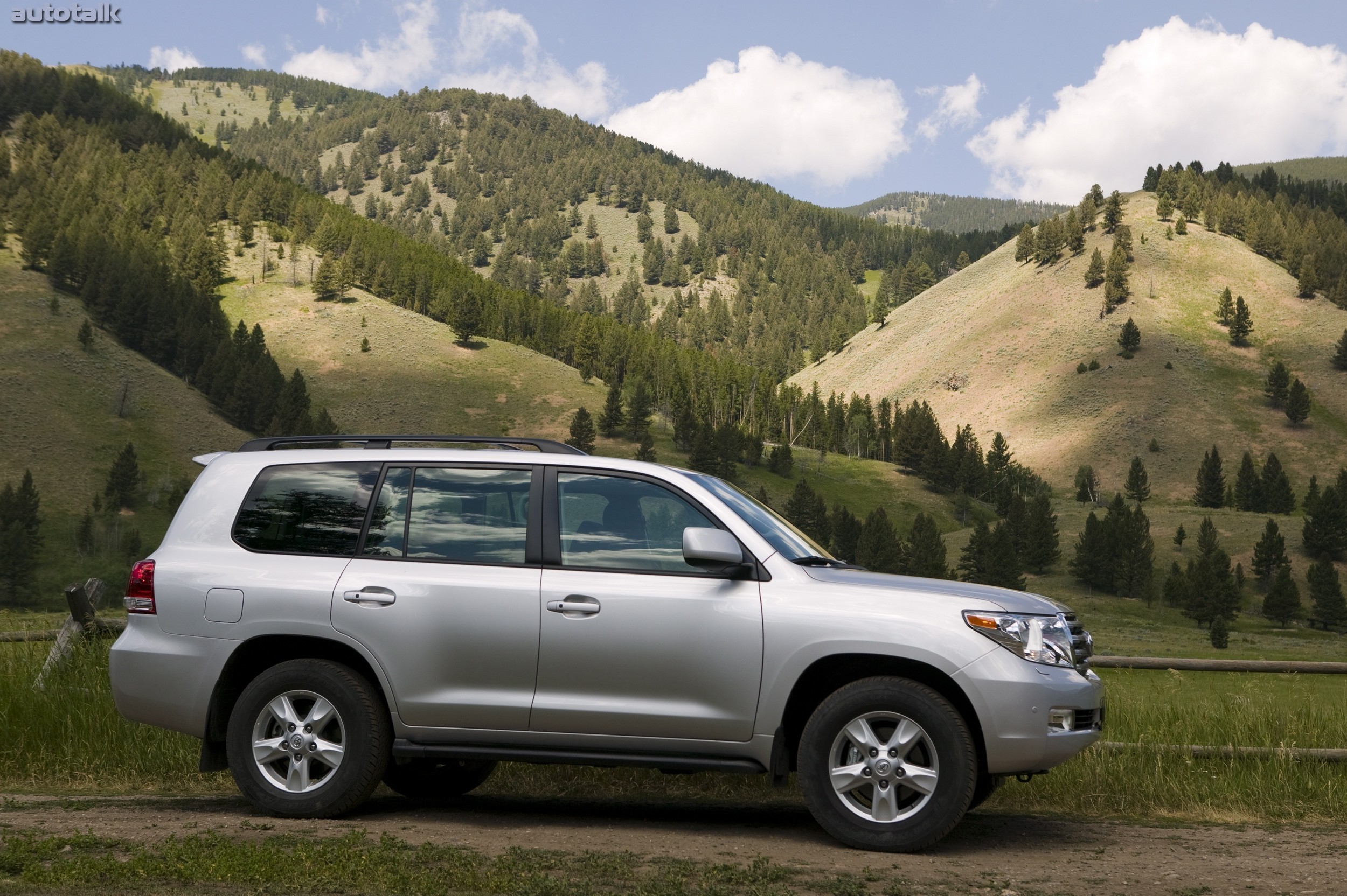 2012 Toyota Land Cruiser