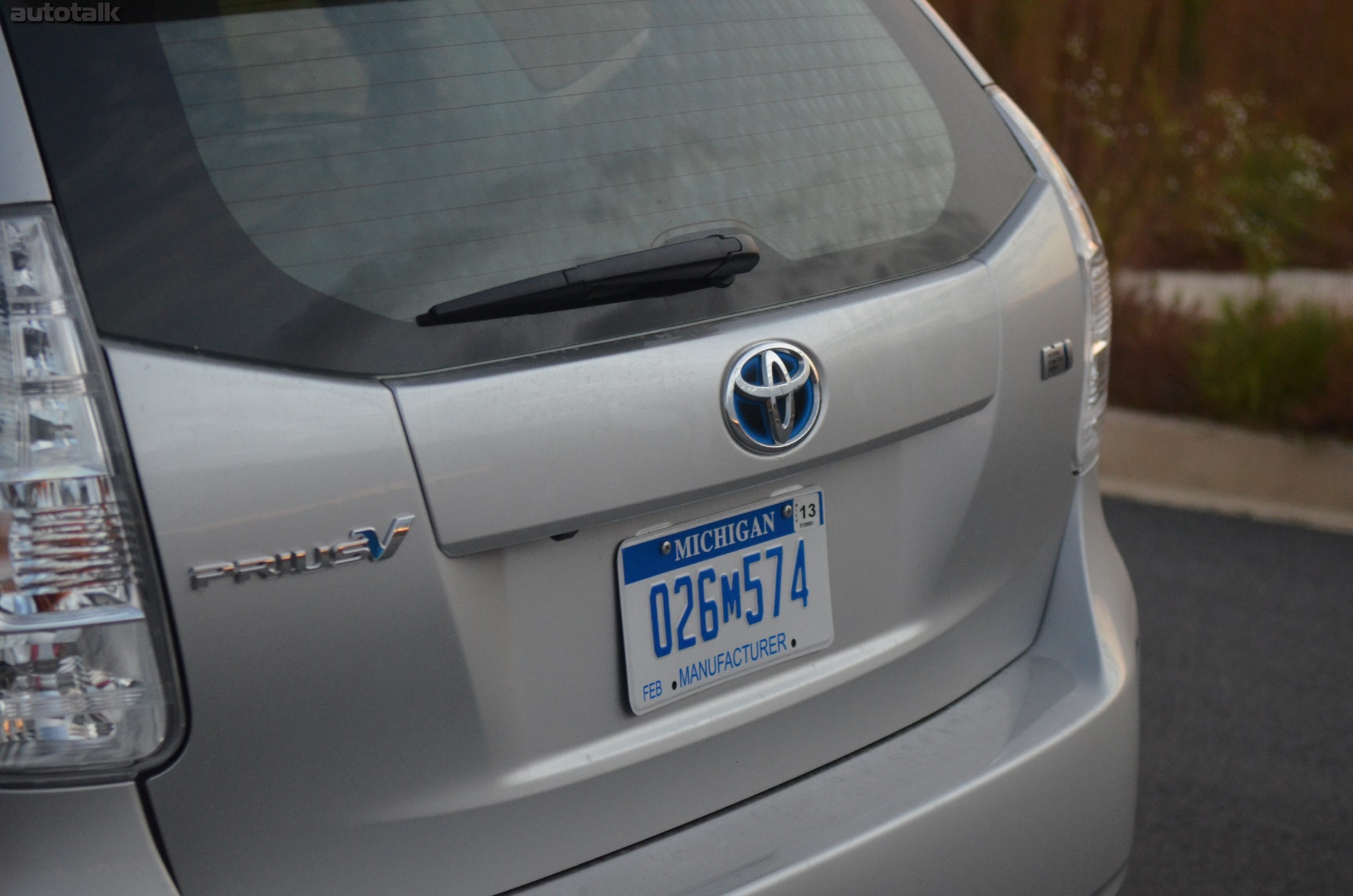 2012 Toyota Prius V Review