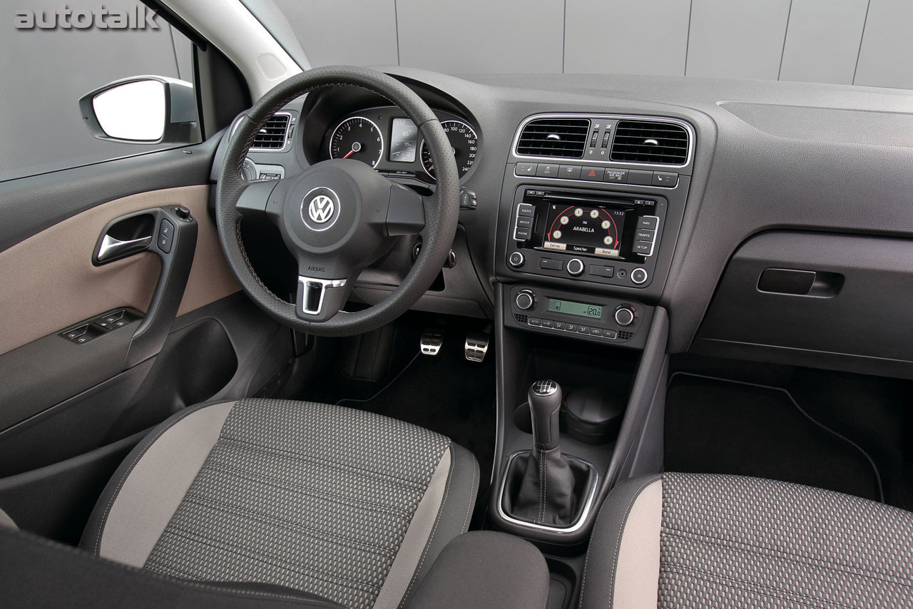 2012 Volkswagen CrossPolo