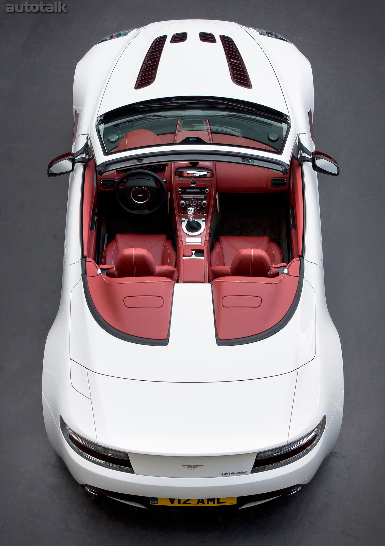 2013 Aston Martin V12 Vantage Roadster