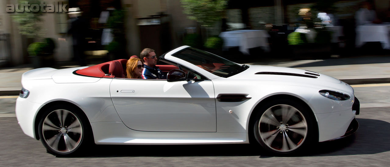 2013 Aston Martin V12 Vantage Roadster