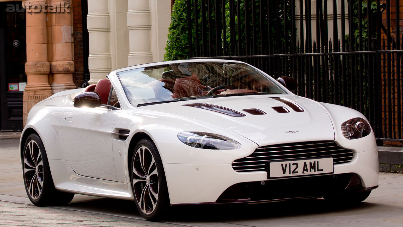 2013 Aston Martin V12 Vantage Roadster