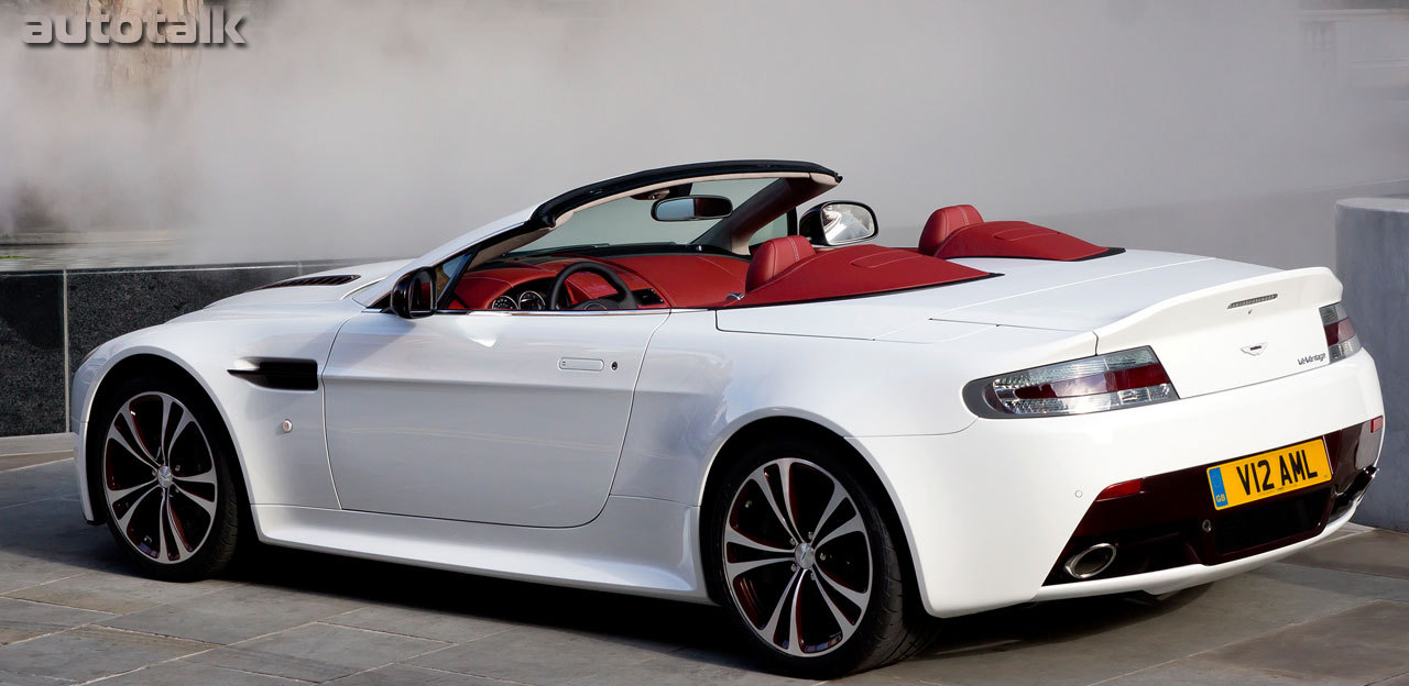 2013 Aston Martin V12 Vantage Roadster