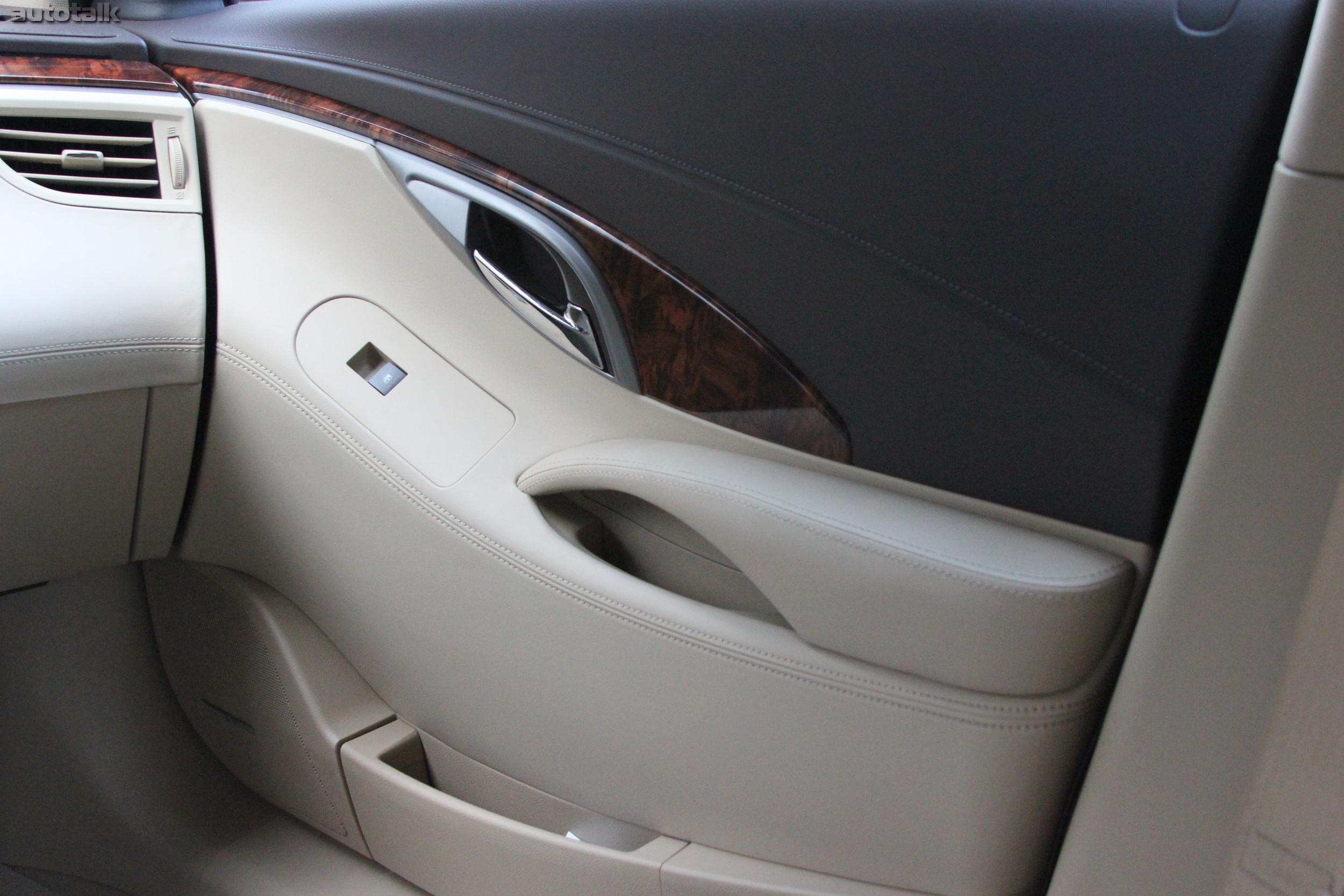 2013 Buick LaCrosse Review