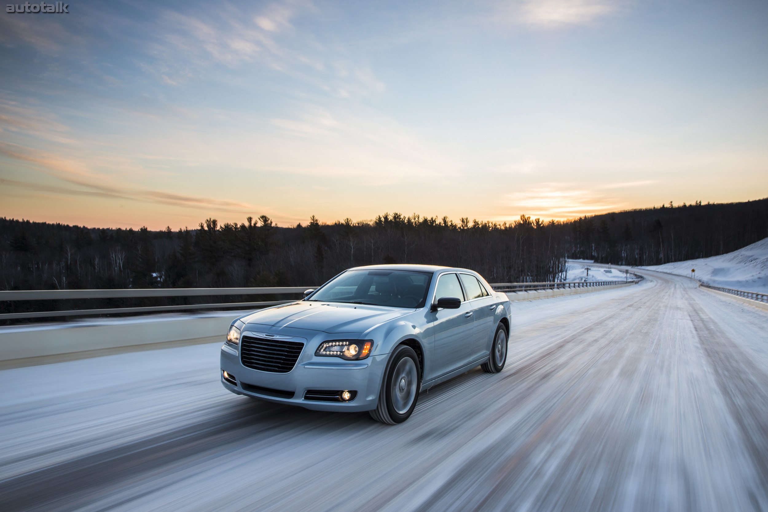 2013 Chrysler 300 Glacier