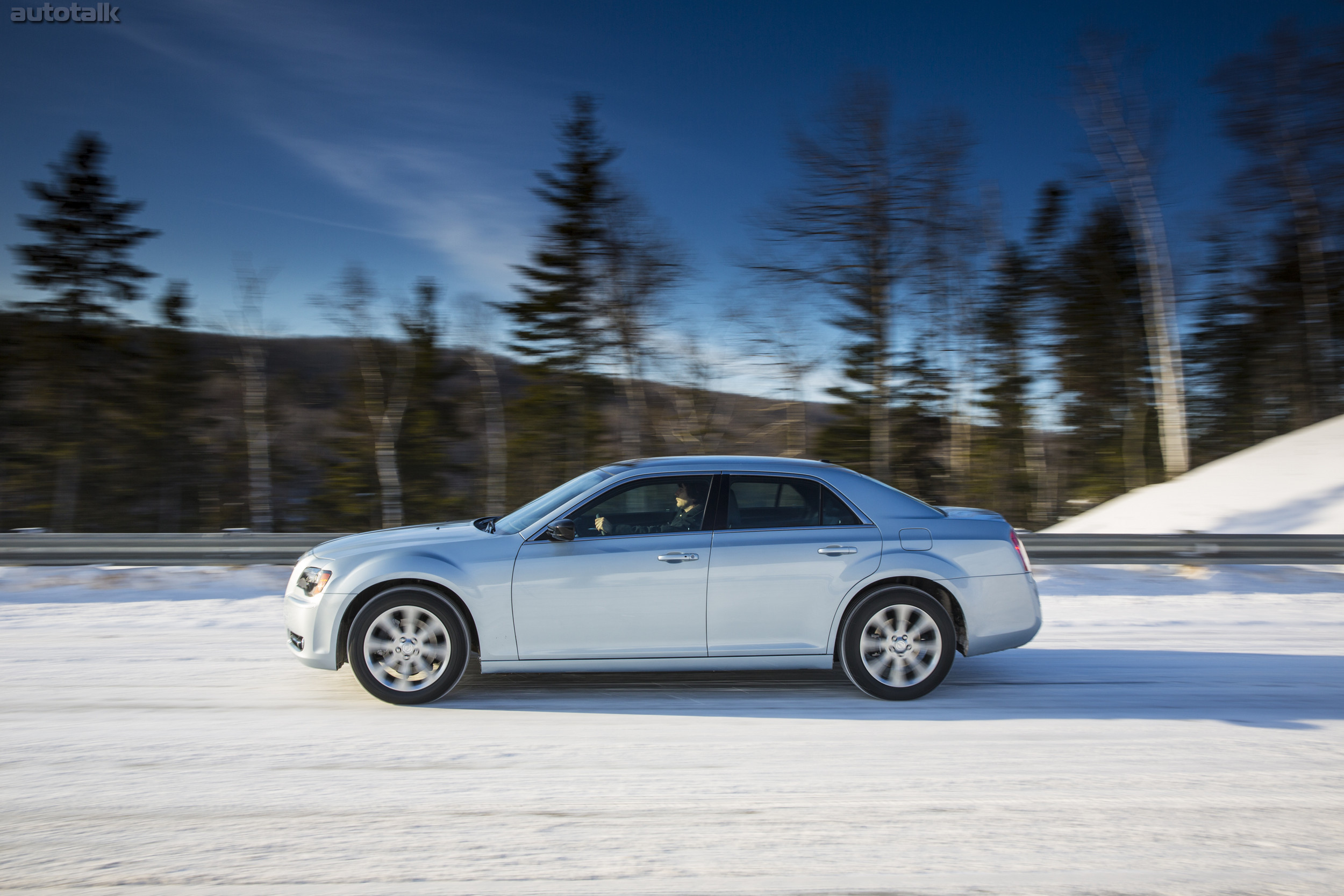 2013 Chrysler 300 Glacier