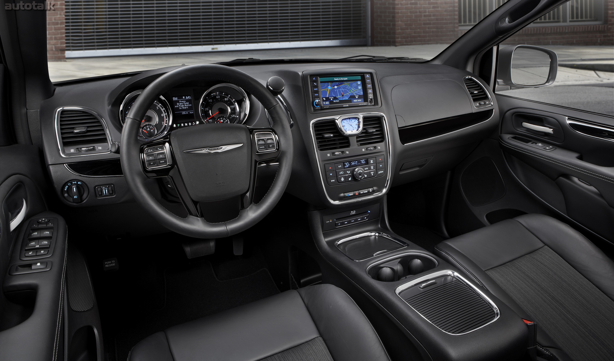 2013 Chrysler Town & Country S